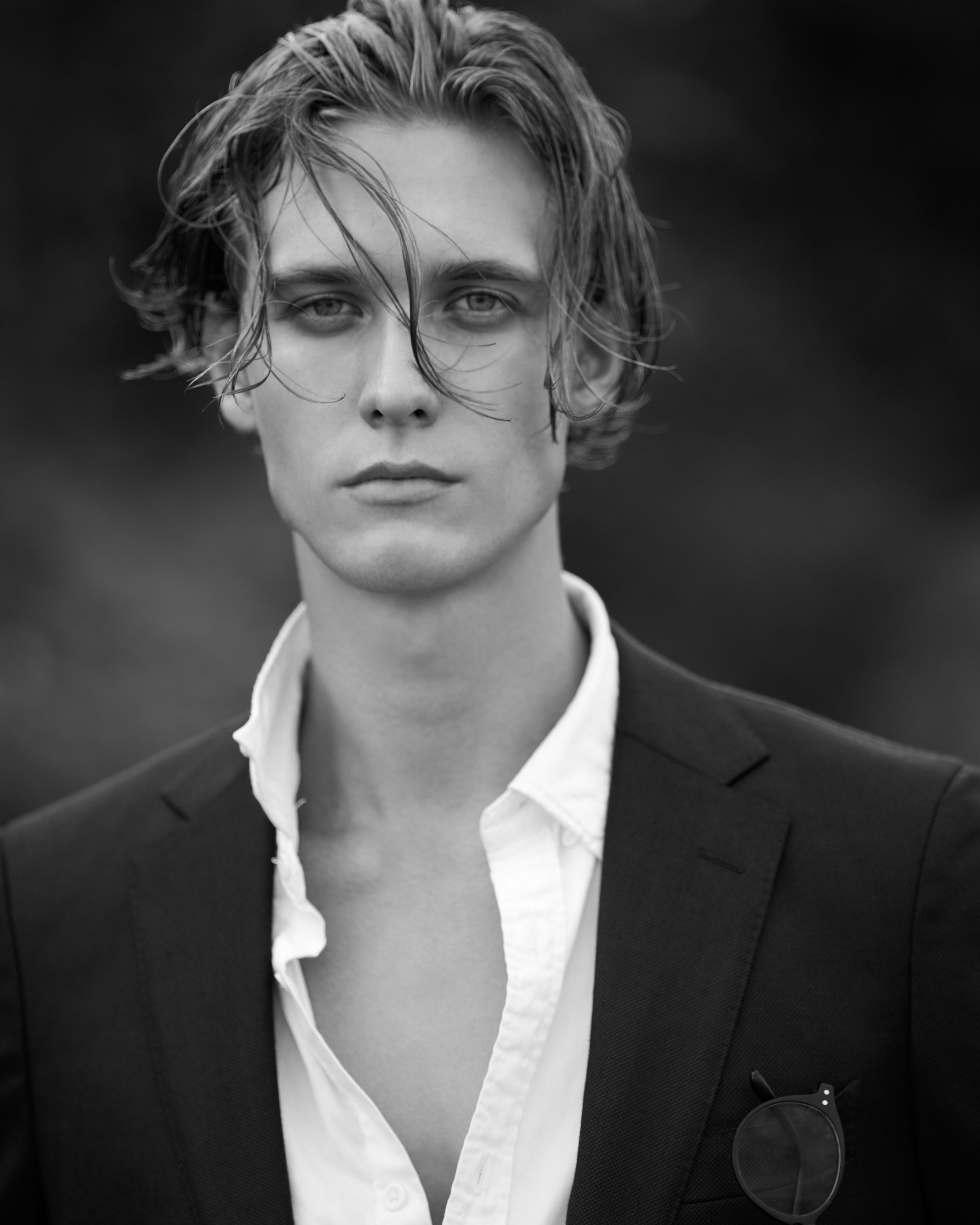 Male. Фэшн фотограф на Бали