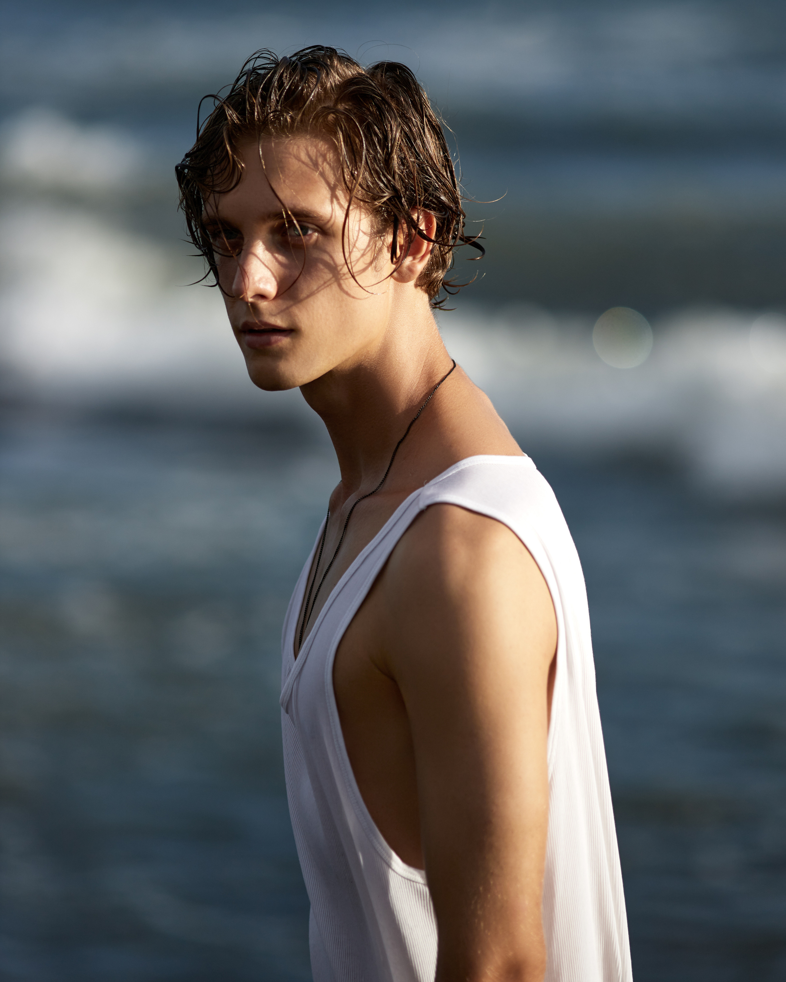 Male. Фэшн фотограф на Бали