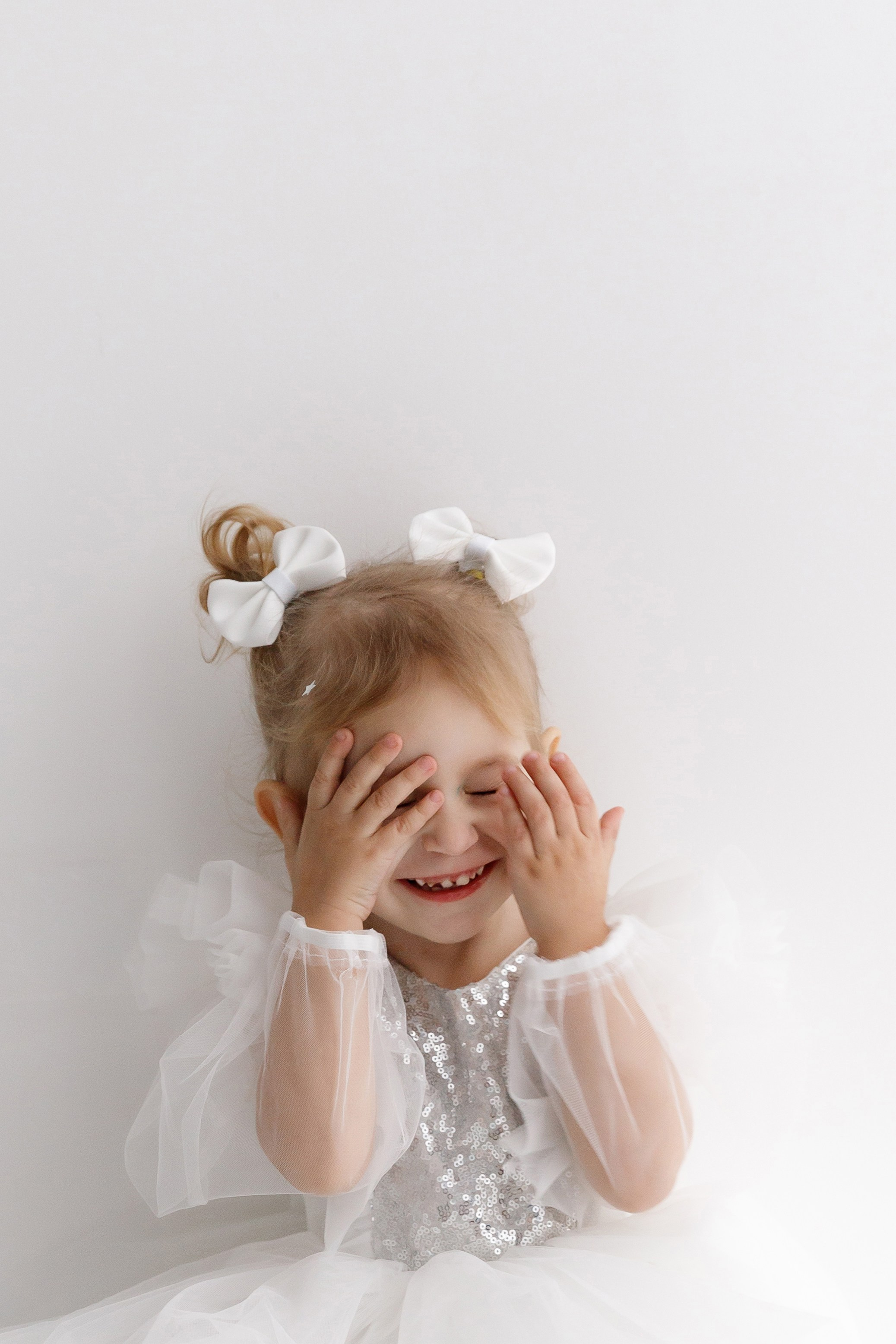 Две сестрички. Фотограф новорожденных Славянск-на-Кубани Куцевольская Екатерина