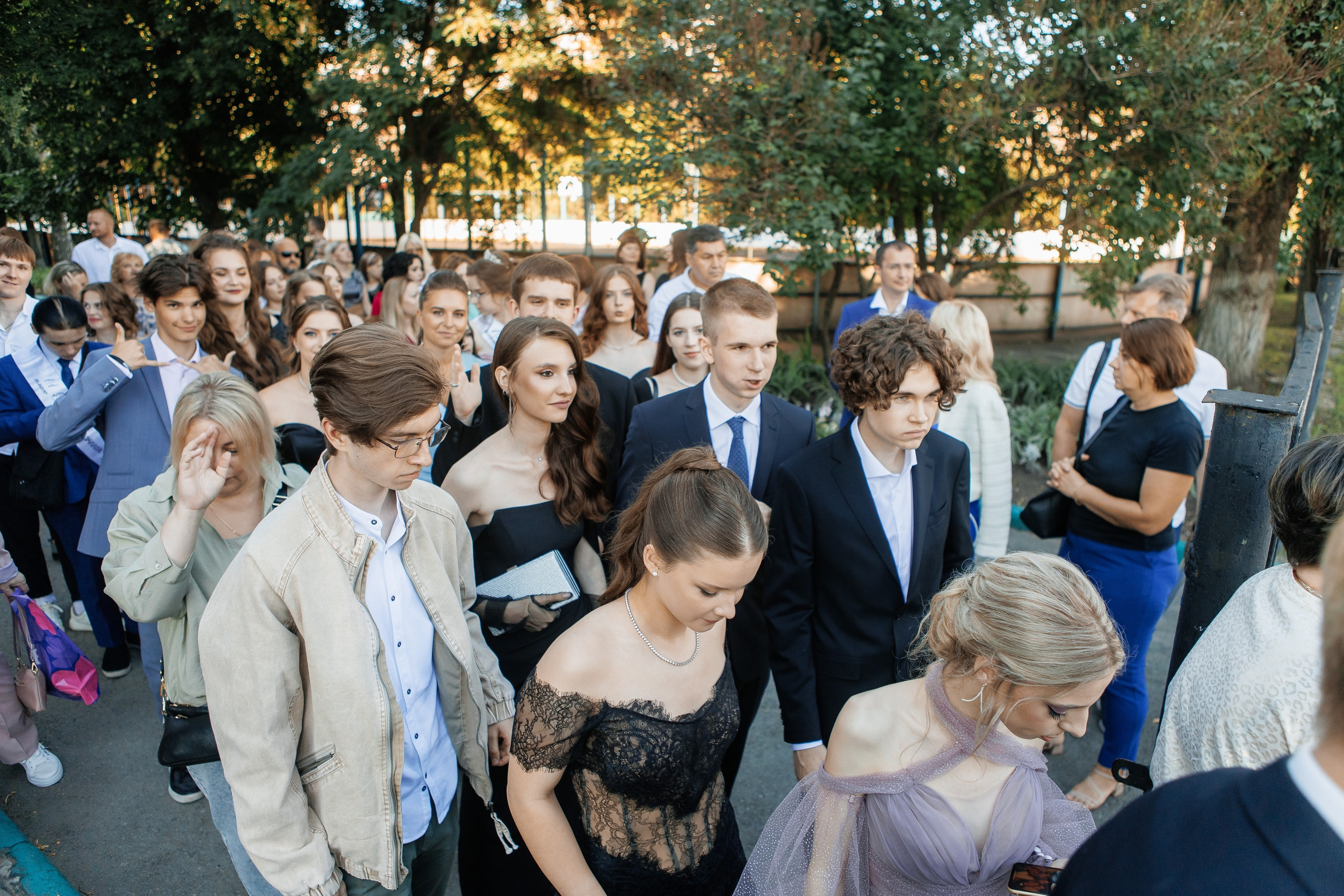 Выпускной Гимназия 12 2024 г. Свадебный и портретный Фотограф в Липецке Дмитрий Котюков