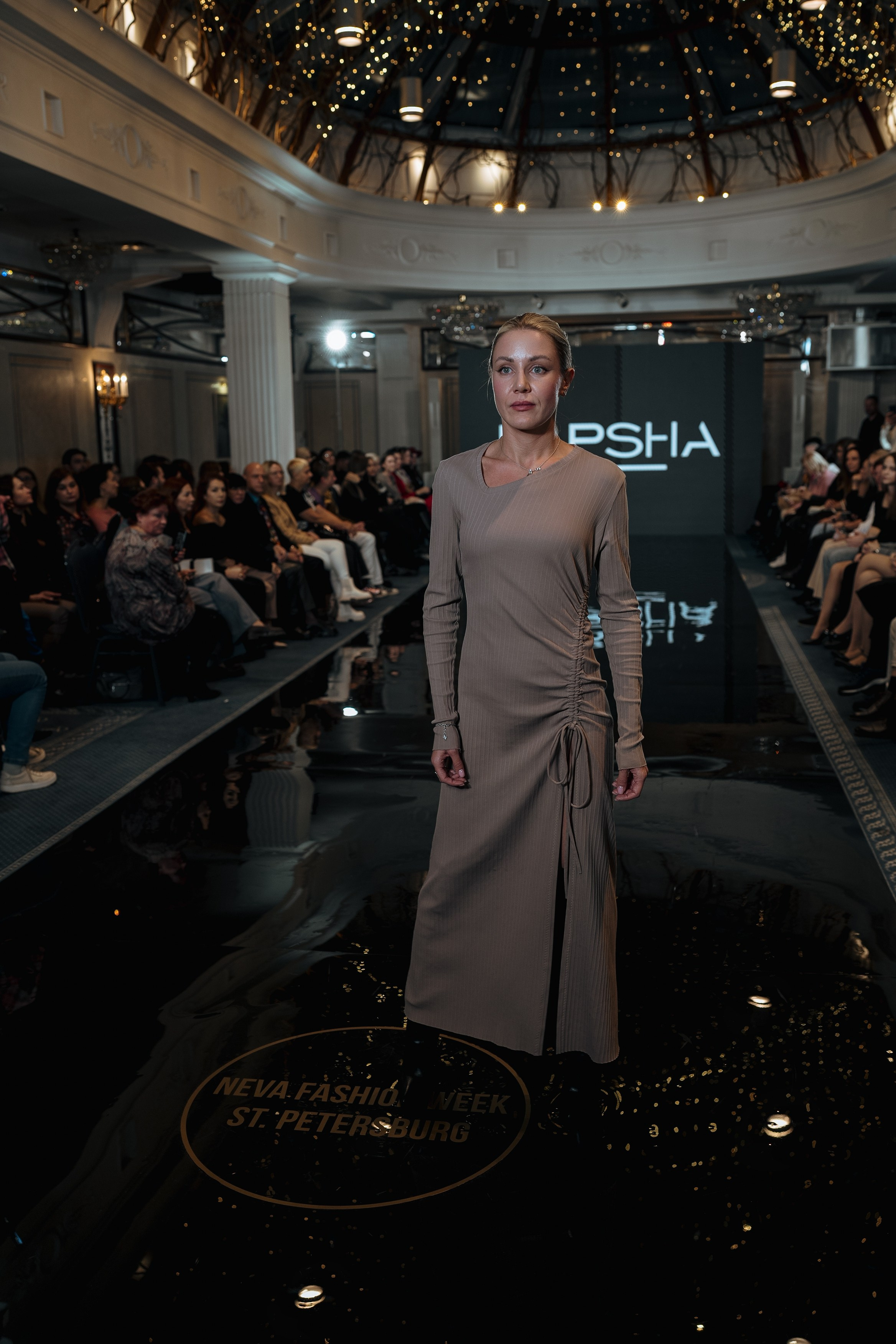 Neva Fashion Week St.Petersburg — GD Ambassador Hotel. Фотограф Пермь | Юлия Арт