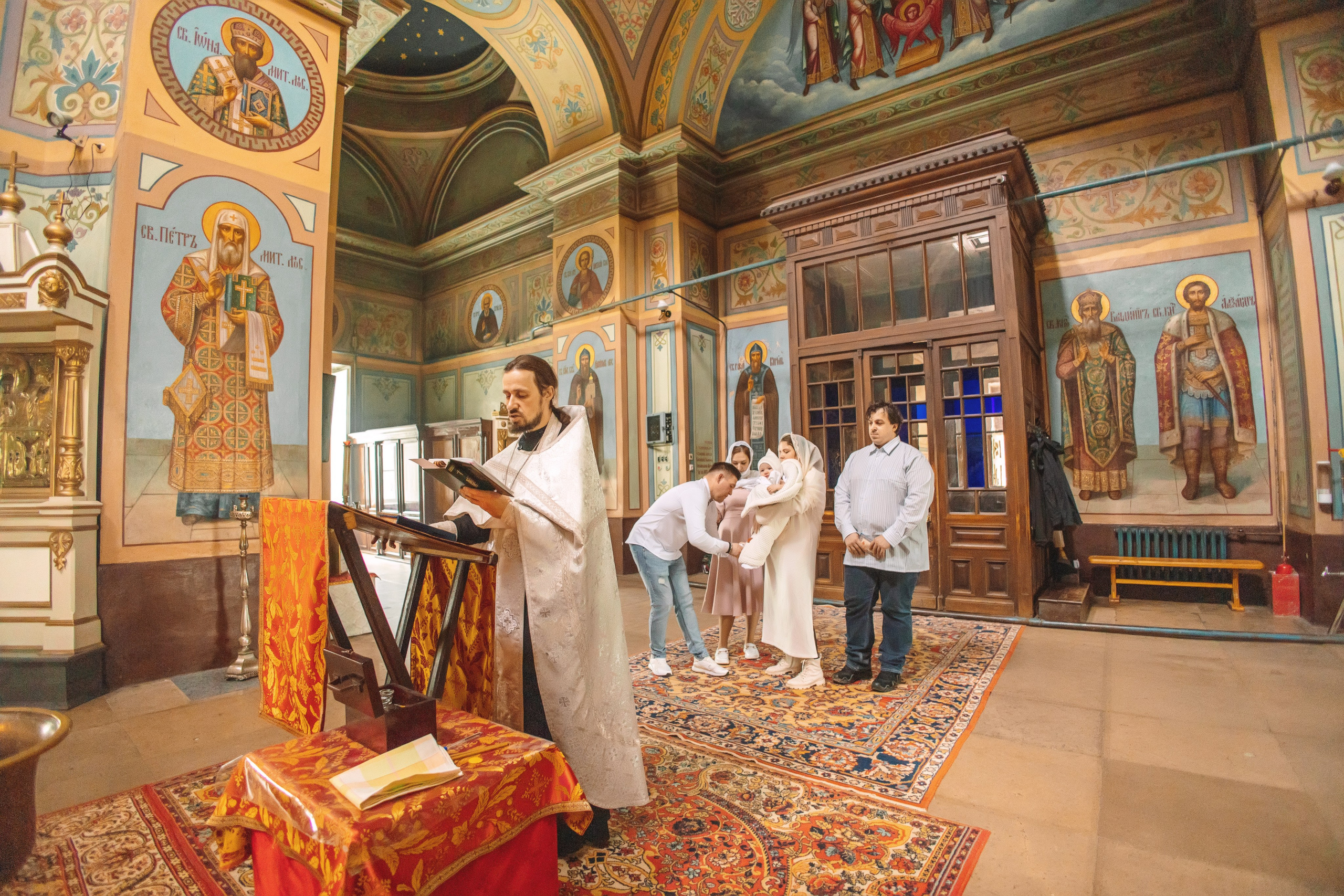 Крещение Евы. Александр Антонов. Профессиональный свадебный, репортажный фотограф в Москве, Подольске. Фото+Видео на любой праздник