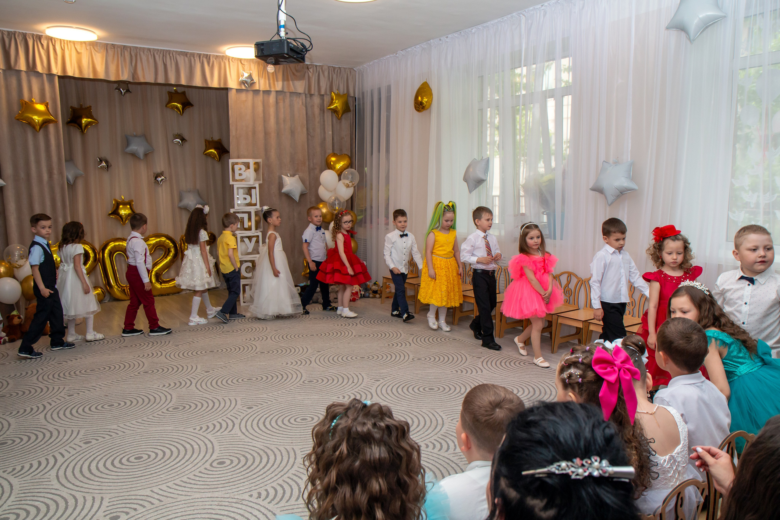 Впускной вечер в ДС «Солнышко» — 2025 г. Фотограф в Шелехове, лучшие выпускные альбомы в Шелехове