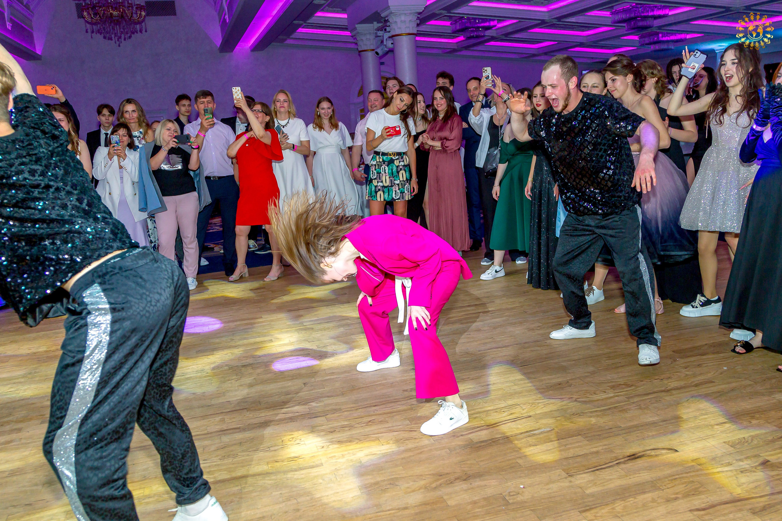 Выпускной 2023 (11-е классы) Triumph City Hall Москва. Репортажная съемка в Москве и области. Анималистика