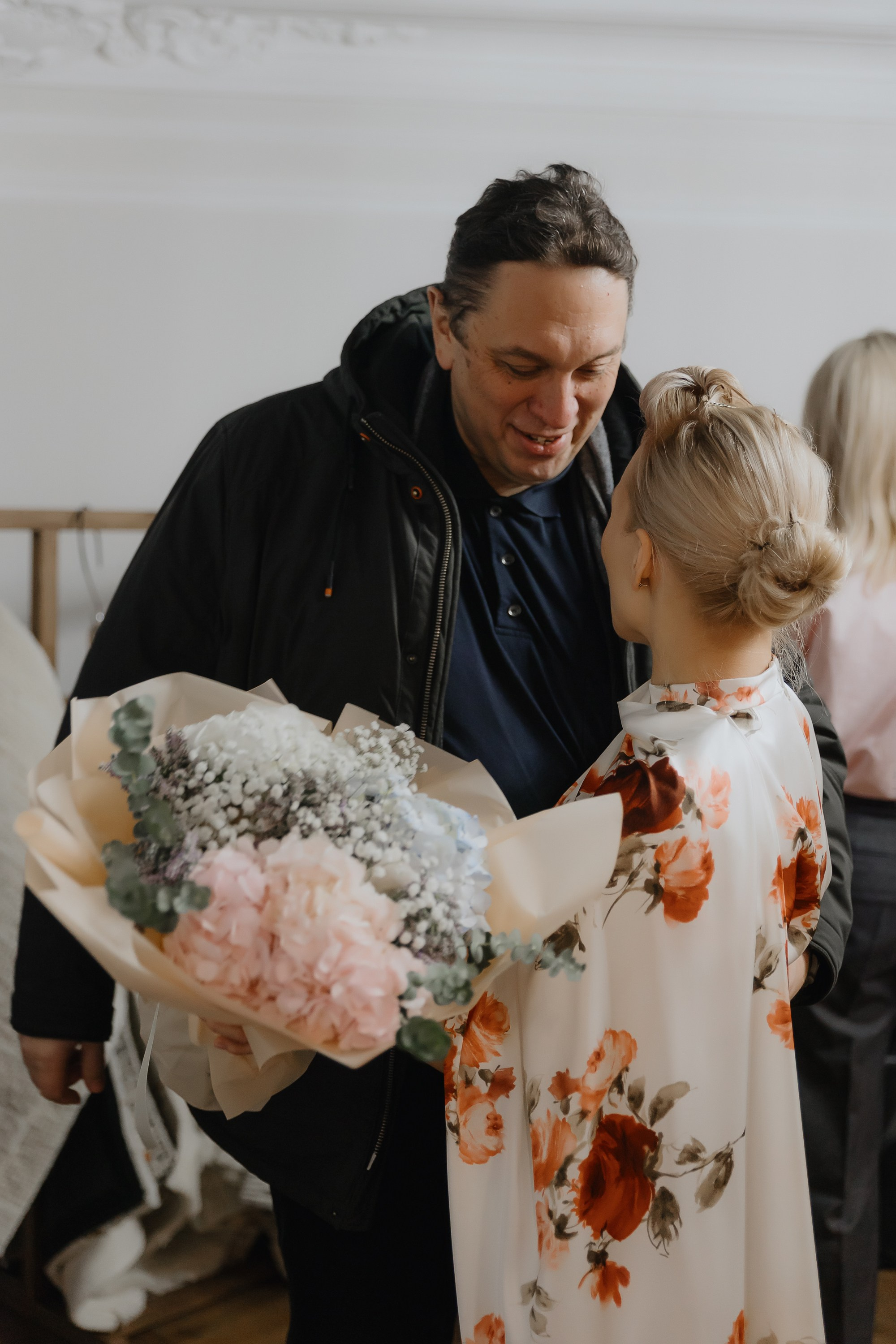 Открытие нового пространства интерьерного салона L. DECO в феврале 2025. L. Deco интерьерный салон. Краски/обои/лепной декор