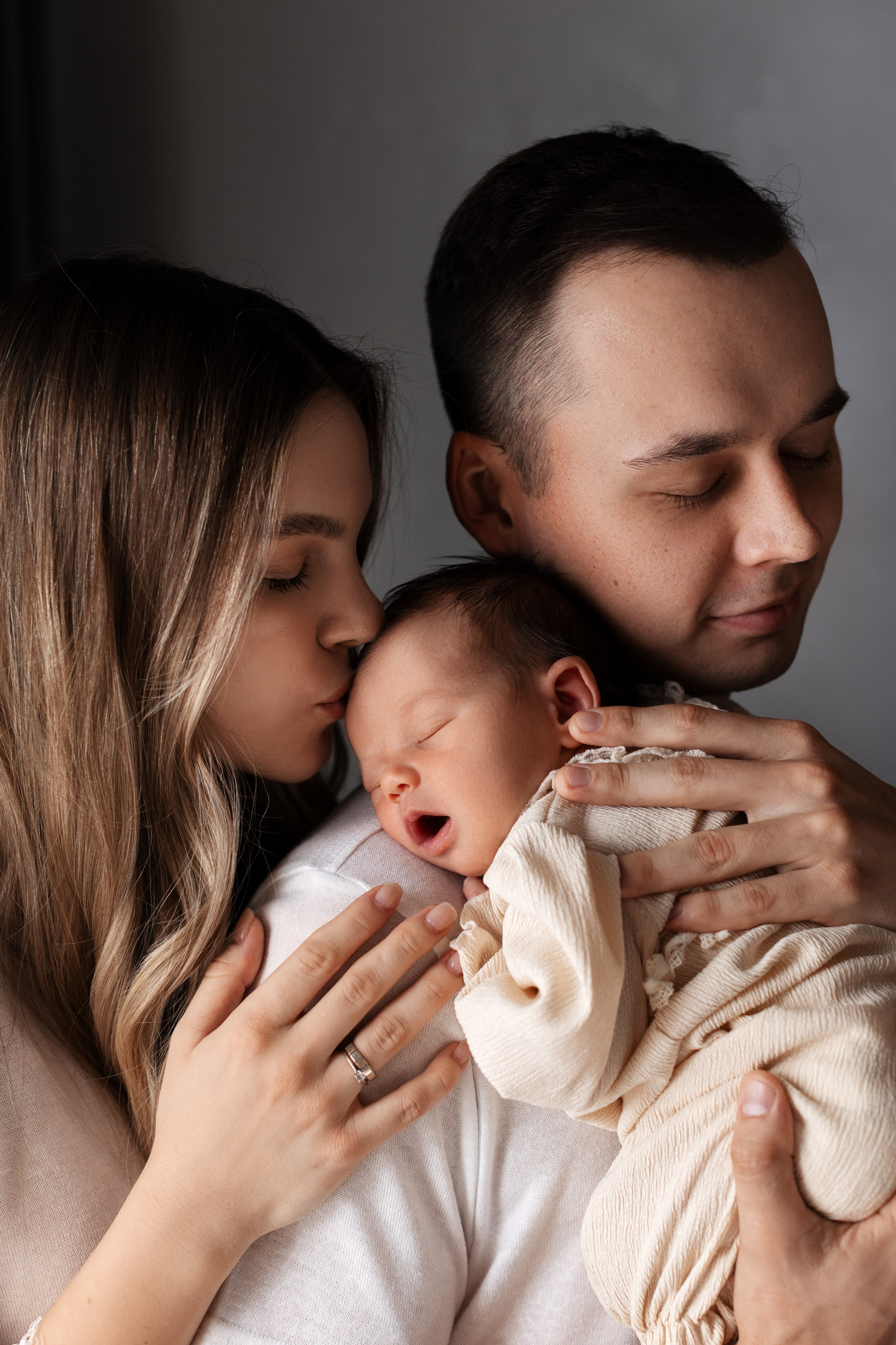 Newborn natural. Женский и newborn фотограф Айжан Шарафи в Алматы