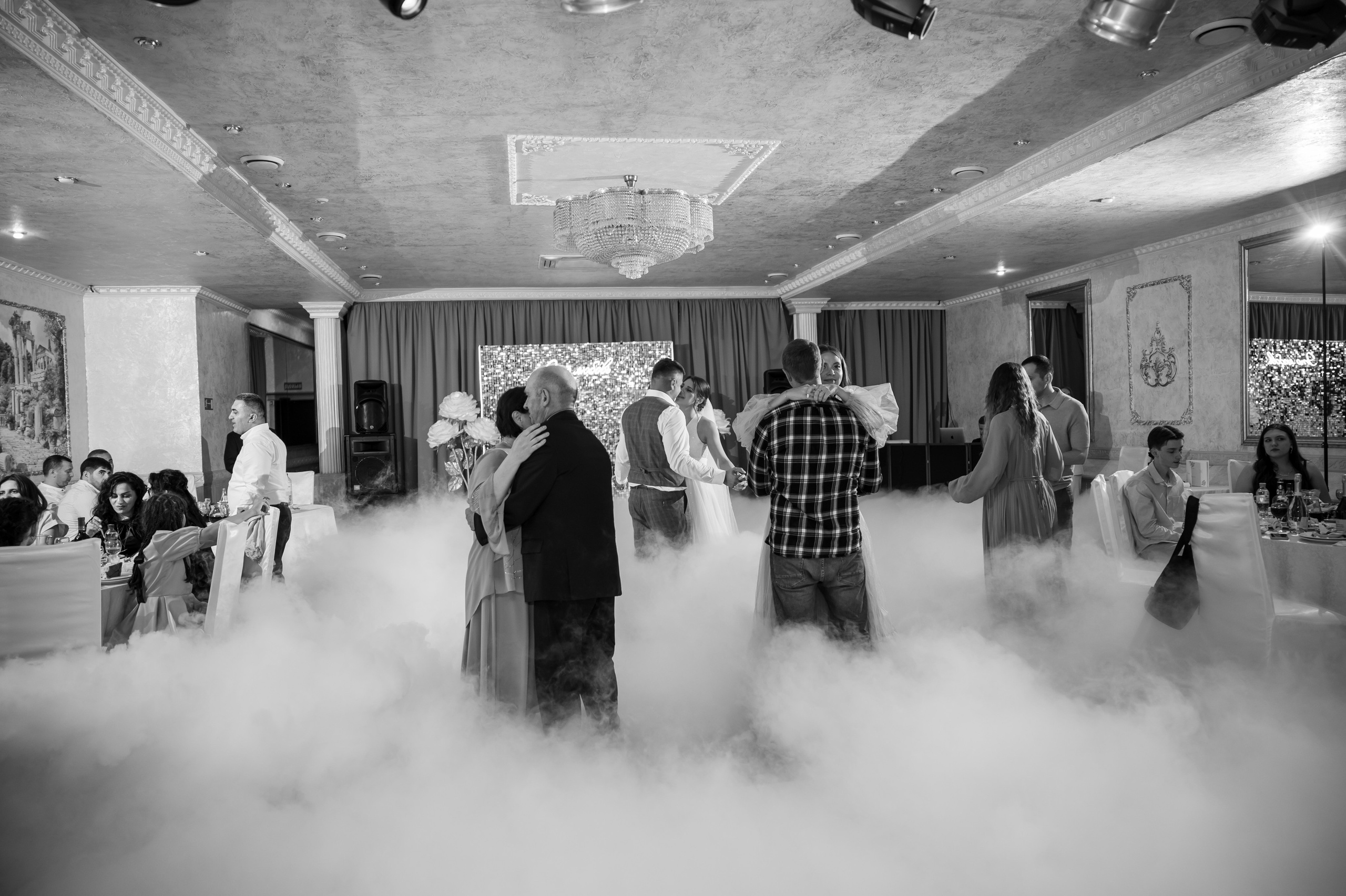 ЗАГС Бутово и Остафьево. Свадебный и репортажный фотограф (Москва, Королев и другие)