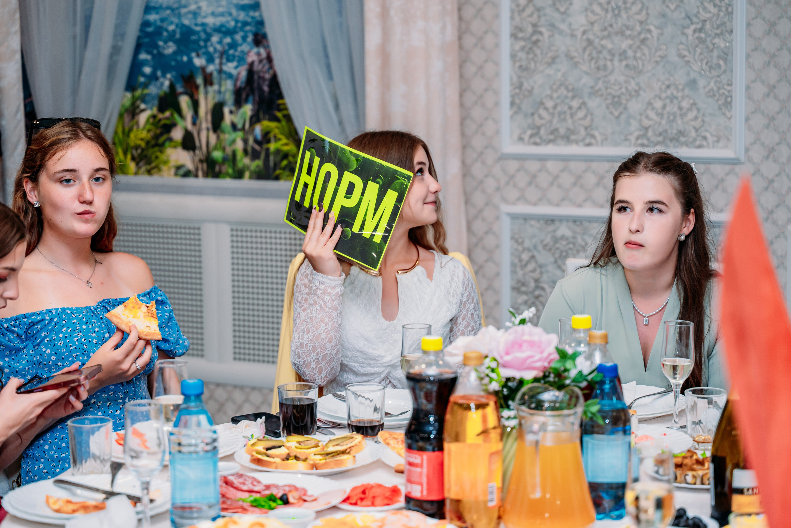 Выпускной 2026 школа14. Фотограф Алёна Царькова. Киселевск