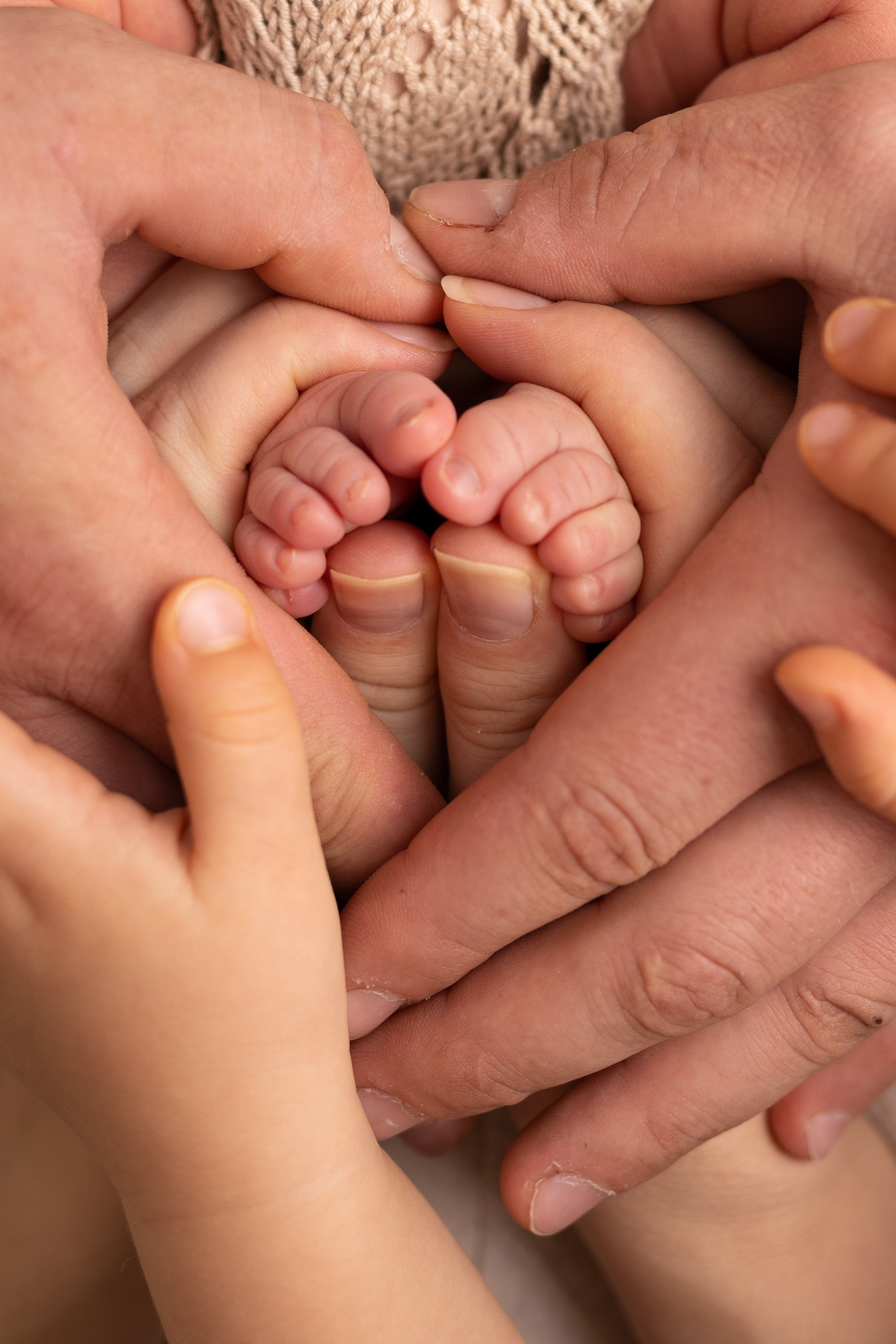 Newborn съемка в стиле Лайф. Фотограф новорожденных малышей в Омске и Омской области Эльвира Камаева