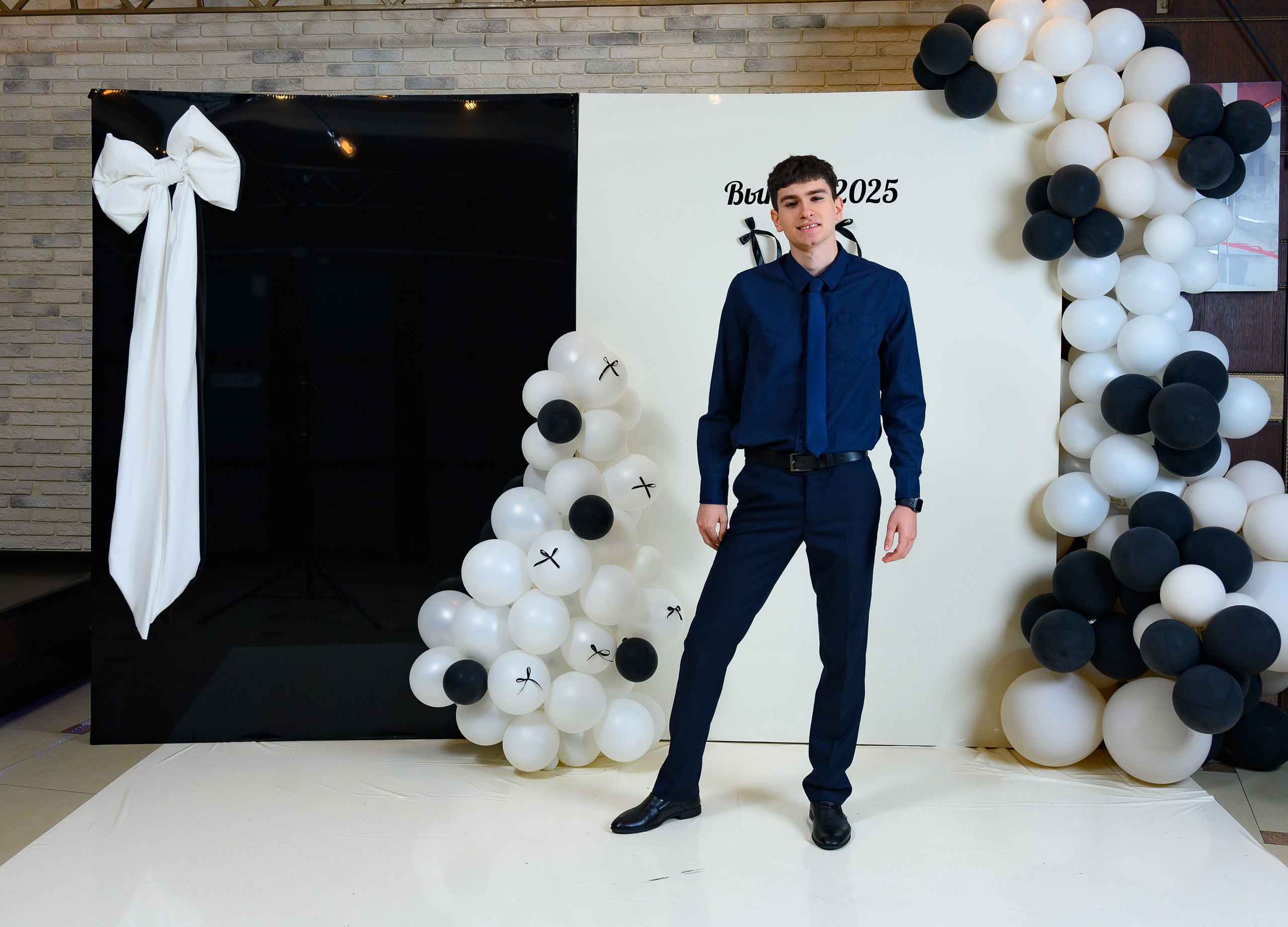 Выпускной 2025 11 кл. Семейный и детский фотограф в Новороссийске Лебедева Елена