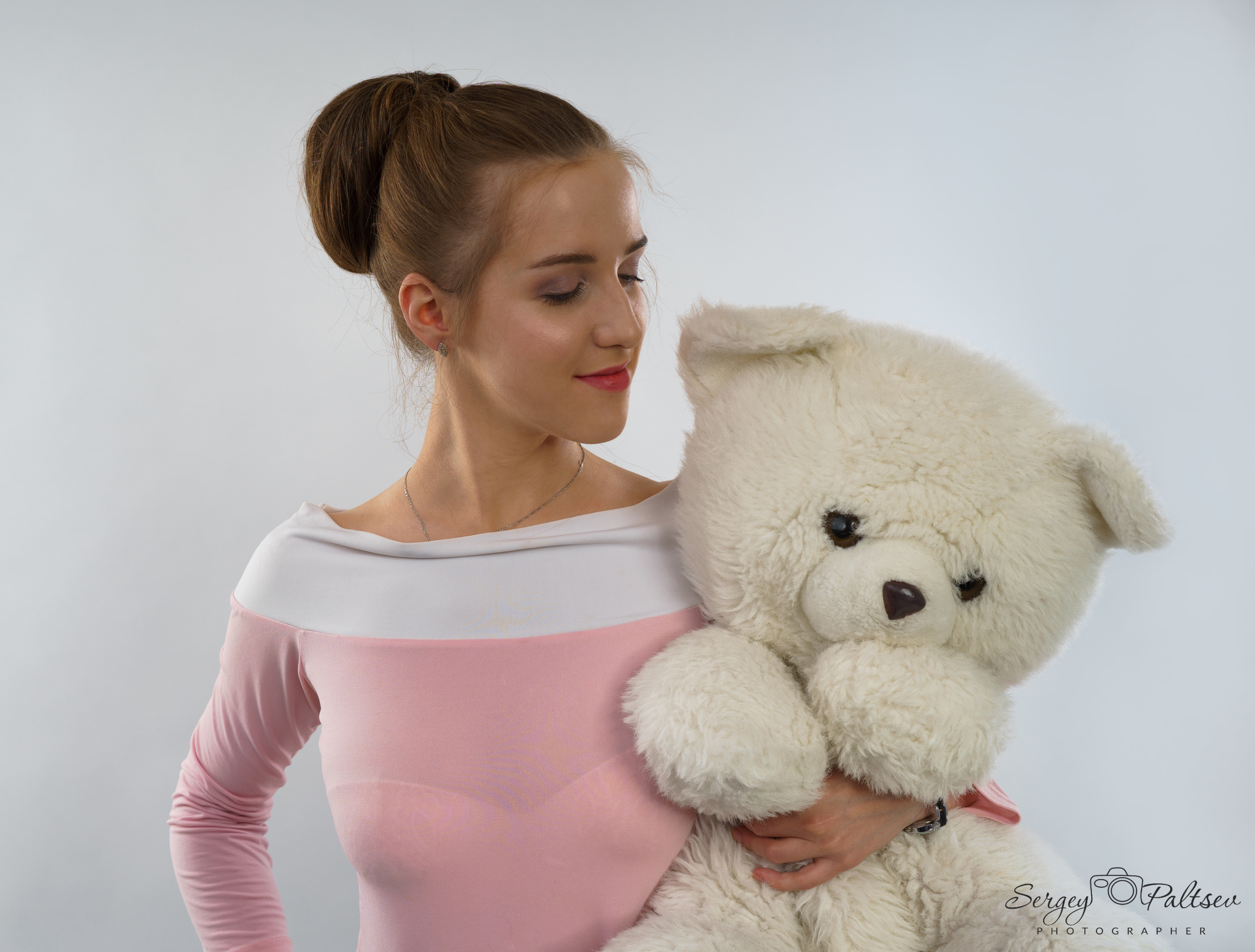 Портретный фотограф в Санкт-Петербурге. Предметный и фуд фотограф Санкт-Петербурга Сергей