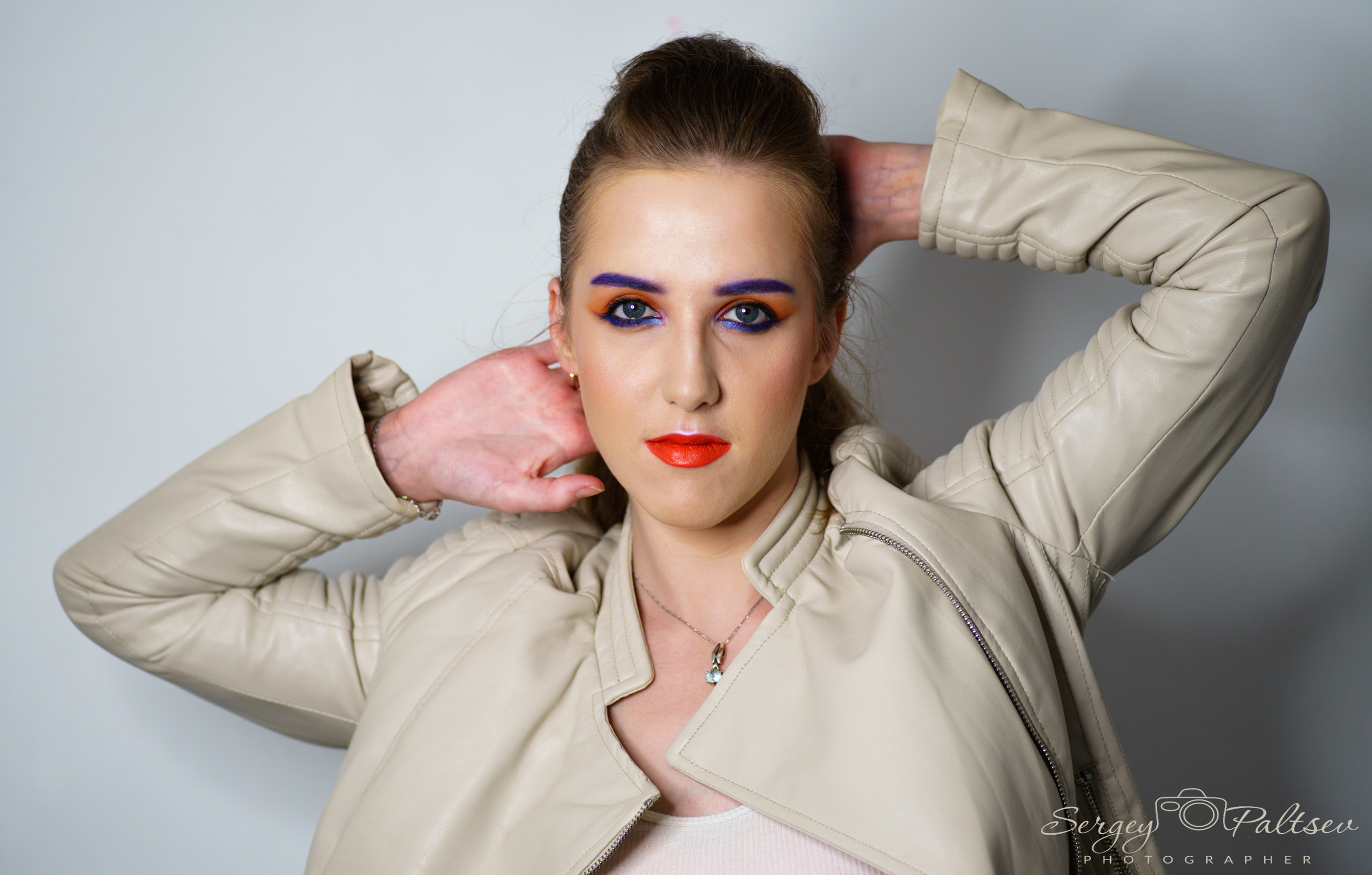 Портретный фотограф в Санкт-Петербурге. Предметный и фуд фотограф Санкт-Петербурга Сергей