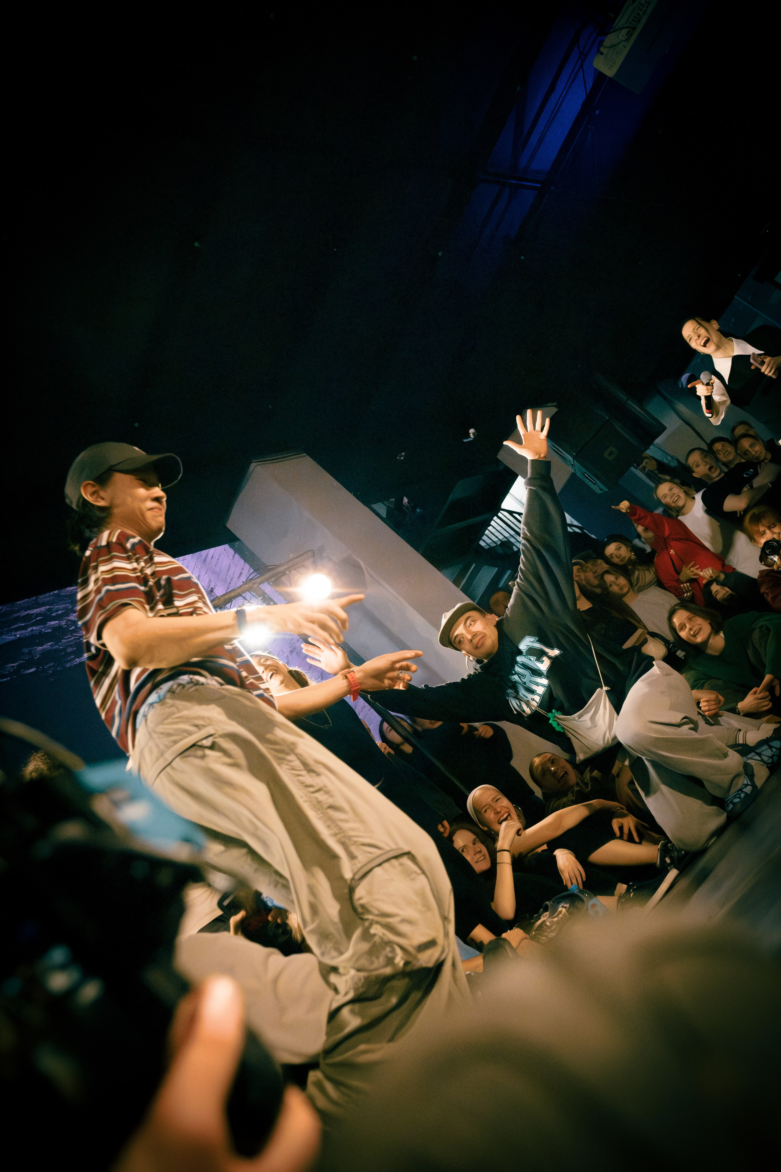 ODD BATTLE 04/05 (@youlovebu). Соня бу тебя сфоткала