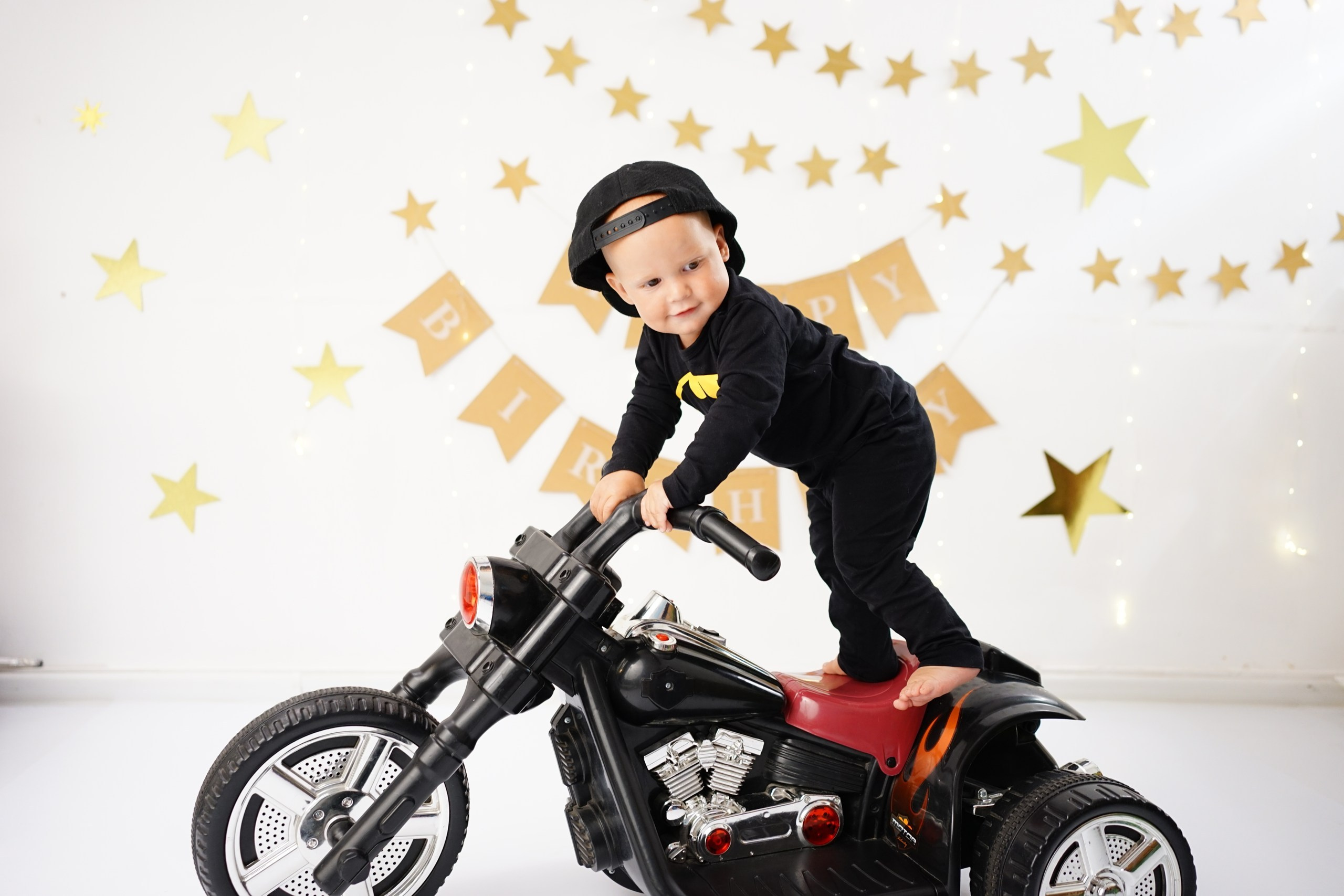 Фотосессия на Годик для Мальчиков. Детская Фотостудия ГОДОВАСИКИ в Санкт-Петербурге фотосесия на годик