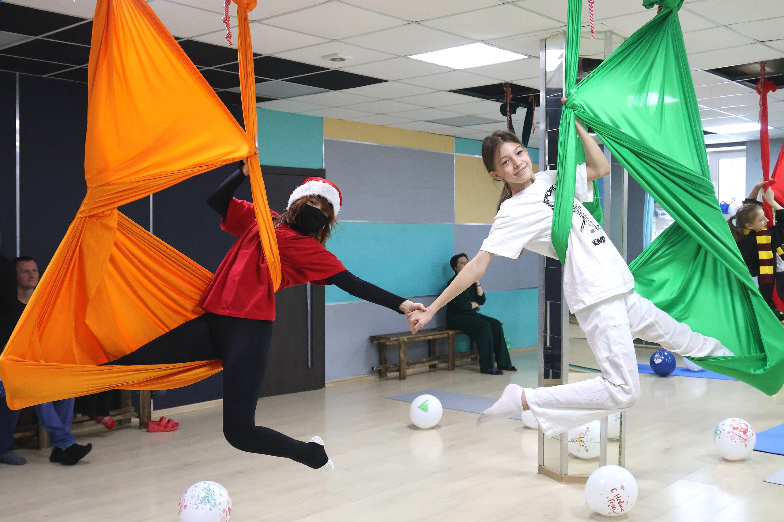 Открытый урок «Фитнес в гамаках». Спортивный и репортажный фотограф Ермакова Светлана