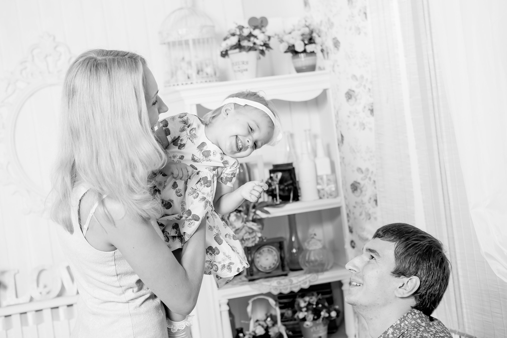 Family and children's photo shoots. Max Matvich and Victoria Basova are professionals in their field