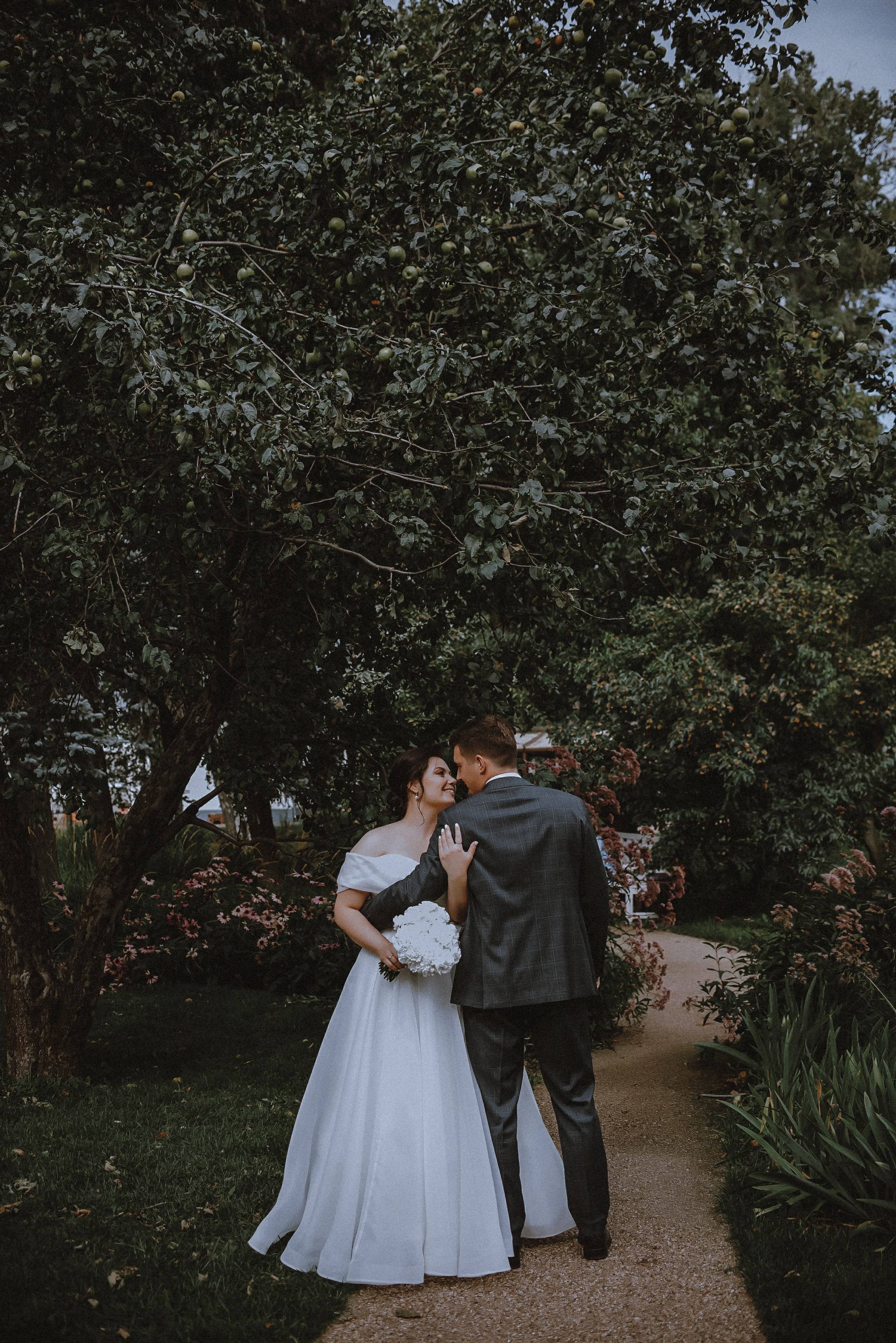 Love.com: Главная страница нашего счастья. Свадебный и семейный фотограф в Москве Сажина Кристина КиМ. Свадебный оператор в Москве Сажин Максим