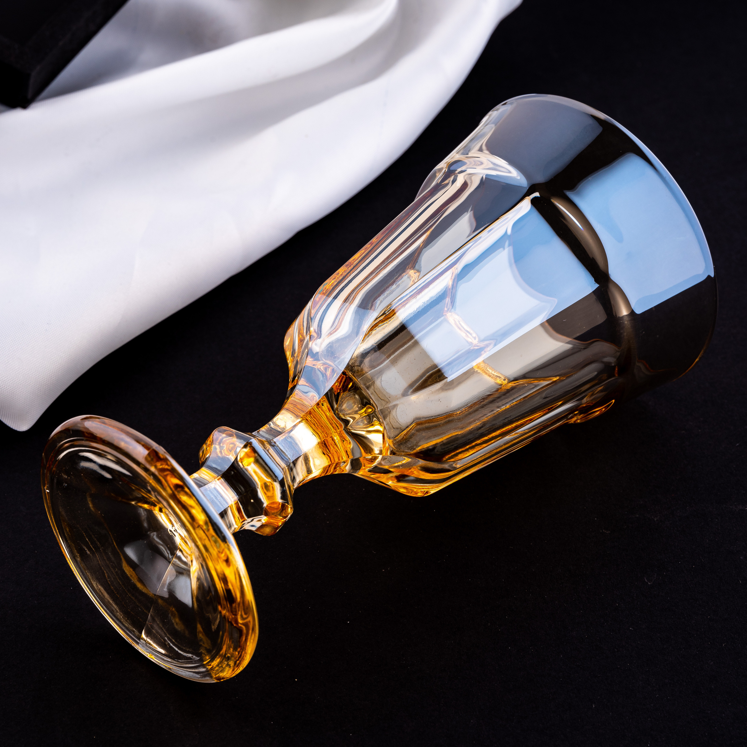 БОКАЛЫ. Раптовый Александр Предметный и рекламный фотограф в Москве