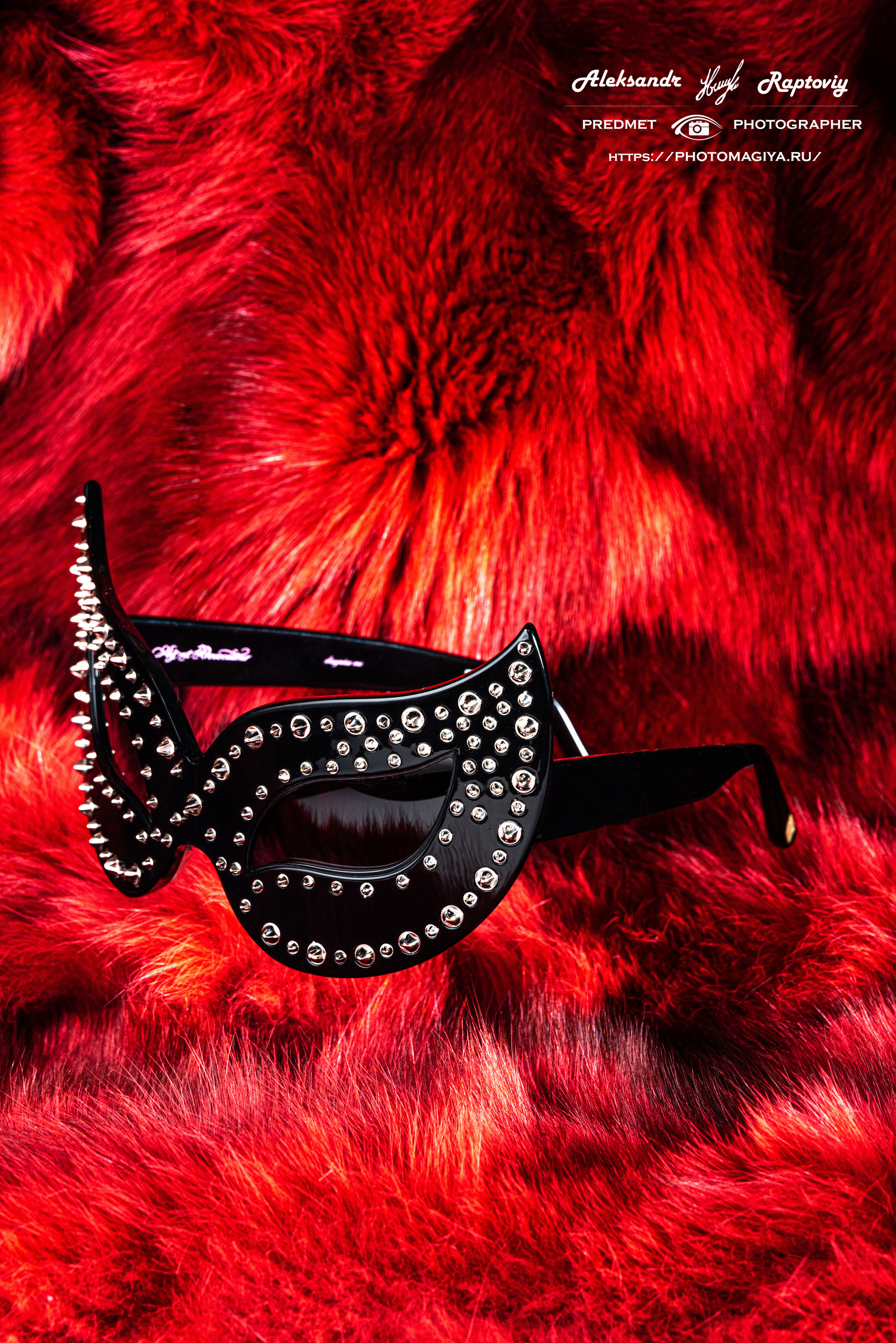 ОЧКИ ДЛЯ ПОДИУМА. Раптовый Александр Предметный и рекламный фотограф в Москве