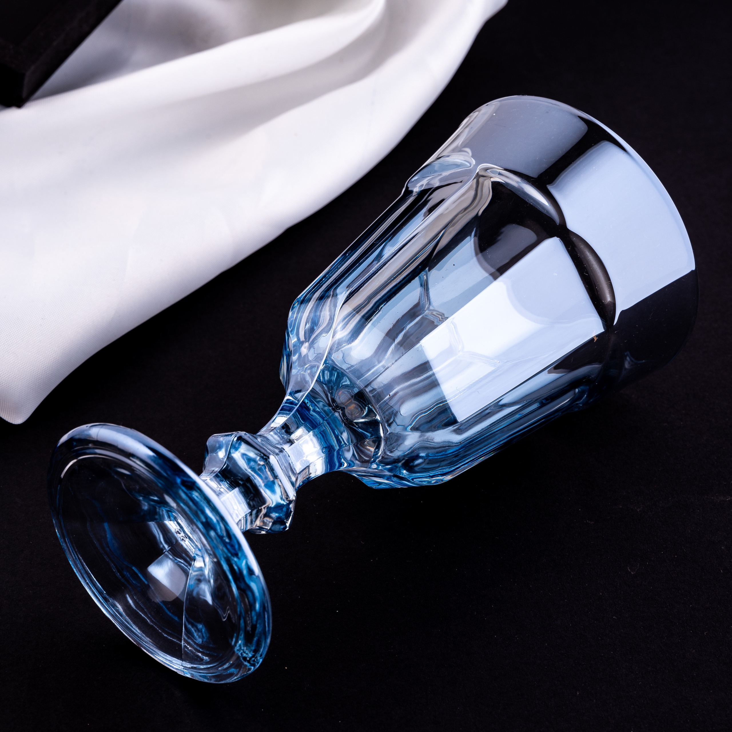 БОКАЛЫ. Раптовый Александр Предметный и рекламный фотограф в Москве