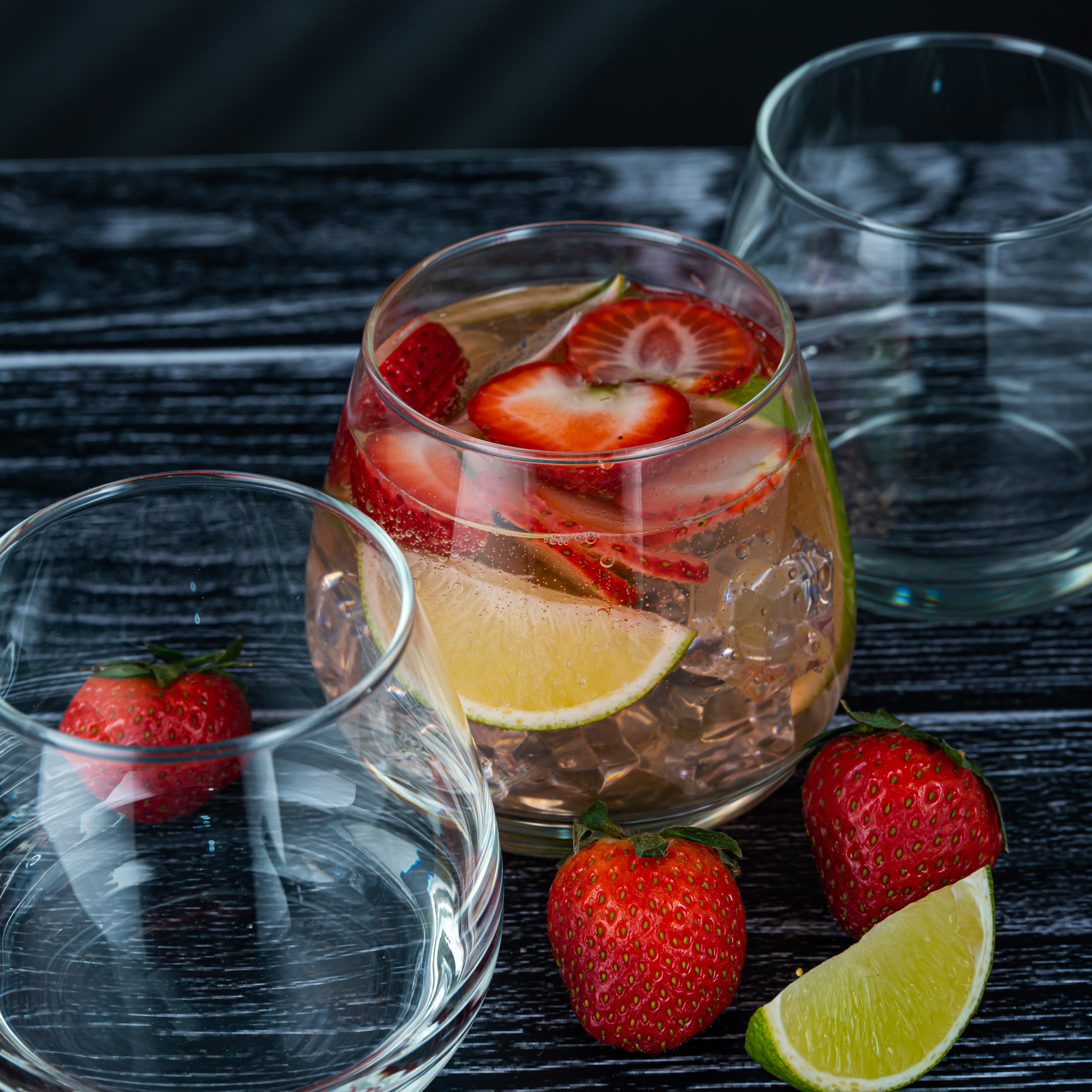 БОКАЛЫ. Раптовый Александр Предметный и рекламный фотограф в Москве