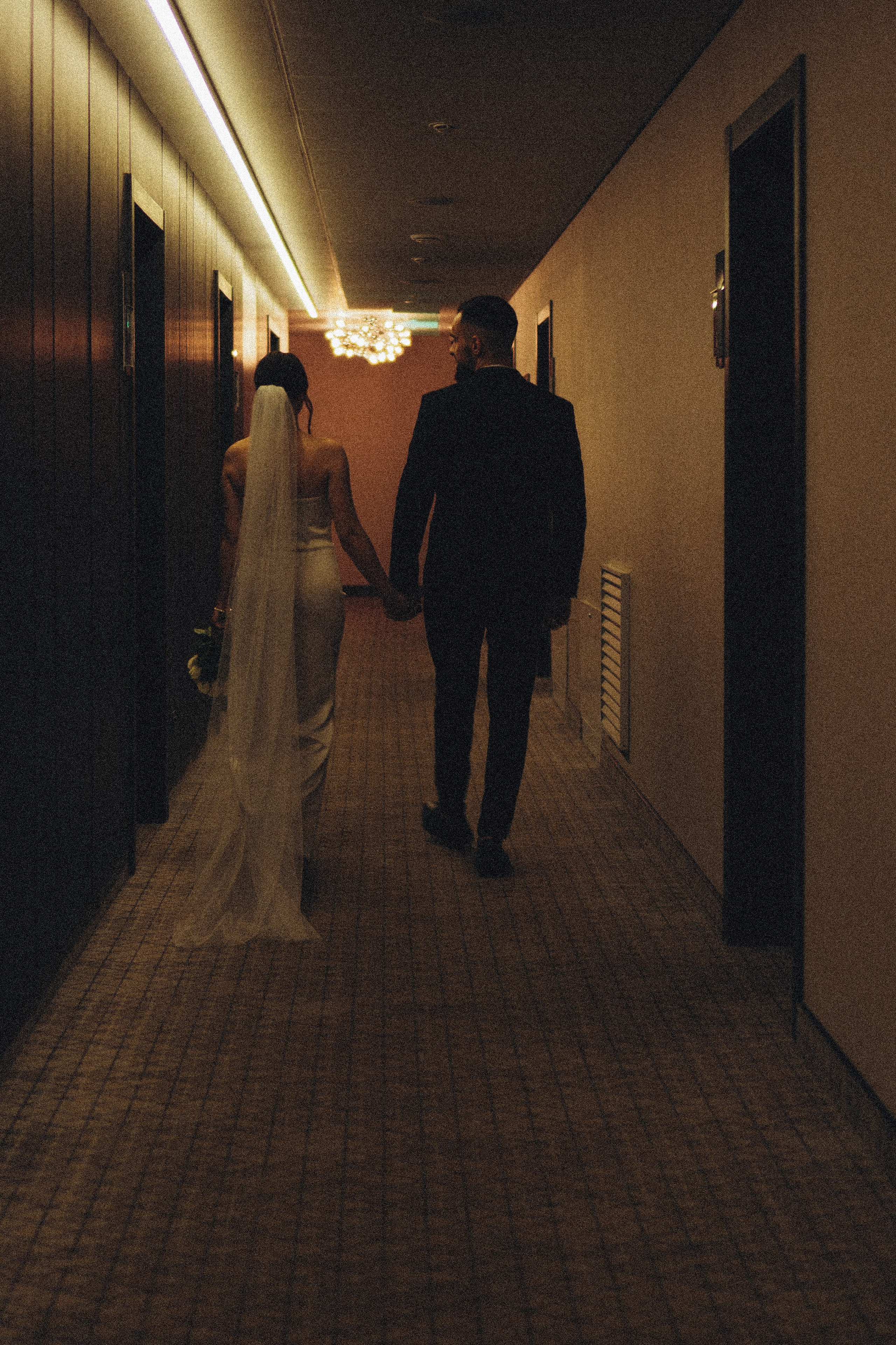 СВАДЕБНАЯ СЬЕМКА СБОРОВ ЖЕНИХА И НЕВЕСТЫ В ОТЕЛЕ И ТАКЖЕ ФОТОСЕССИИЯ В ОТЕЛЕЕ МЕГАПОЛИС БРЯНСК. Профессиональный фотограф, Санкт-Петербург — Виктория Богомолова