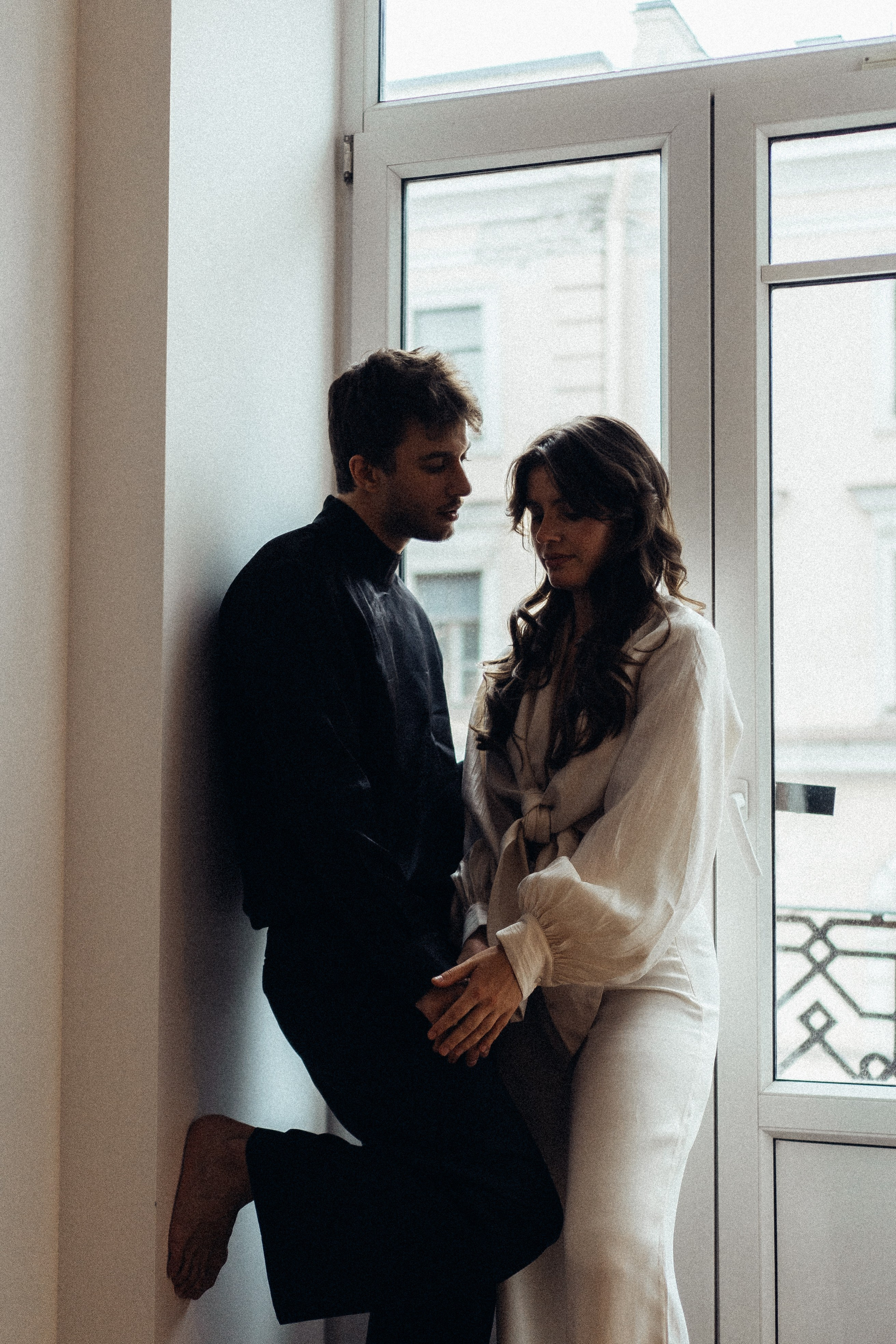 УТРО ЖЕНИХА И НЕВЕСТЫ В ПИТЕРСКОЙ КВАРТИРЕ И СЬЕМКА С СВАДЕБНЫХ ОБРАЗАХ. Профессиональный фотограф, Санкт-Петербург — Виктория Богомолова