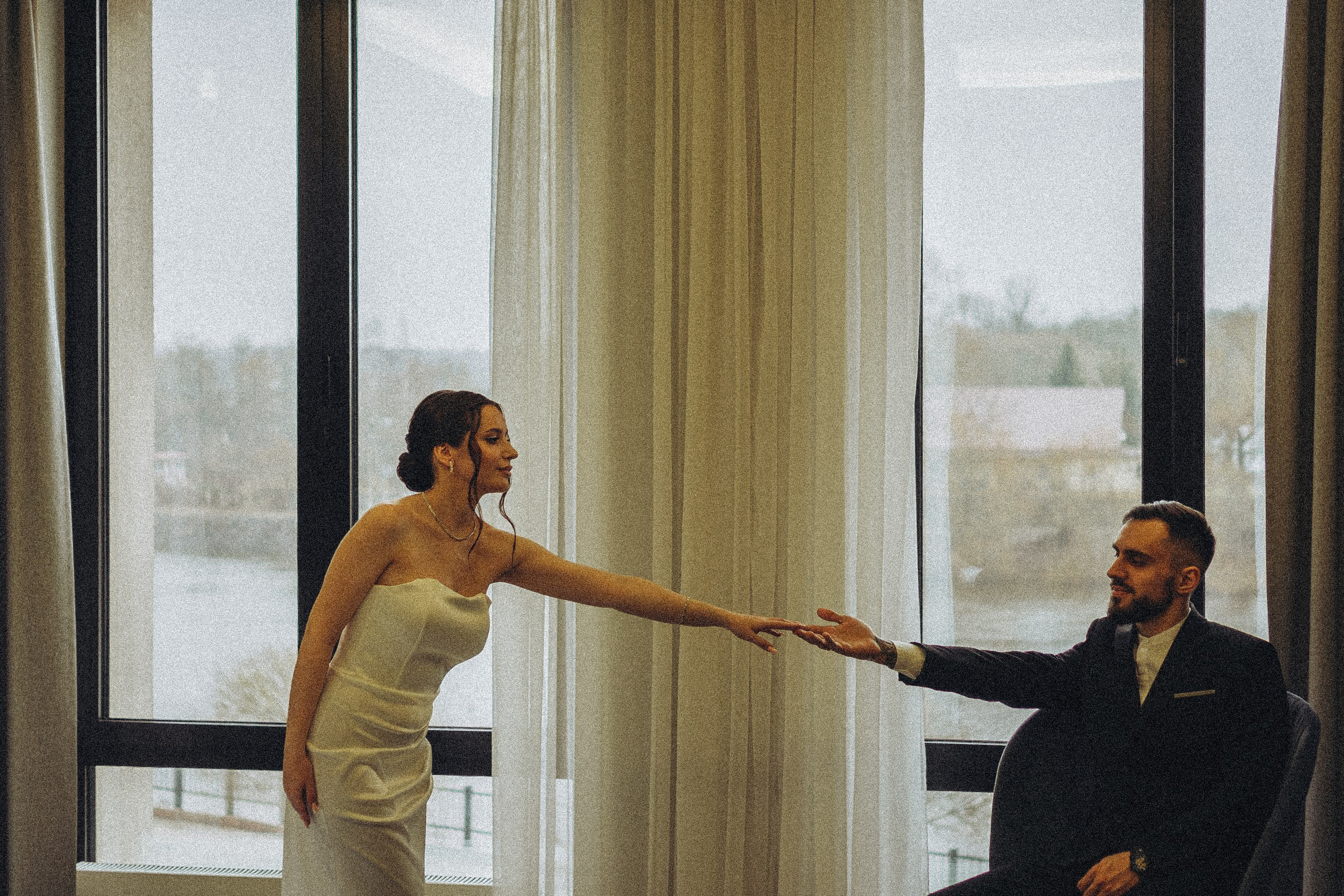 СВАДЕБНАЯ СЬЕМКА СБОРОВ ЖЕНИХА И НЕВЕСТЫ В ОТЕЛЕ И ТАКЖЕ ФОТОСЕССИИЯ В ОТЕЛЕЕ МЕГАПОЛИС БРЯНСК. Профессиональный фотограф, Санкт-Петербург — Виктория Богомолова