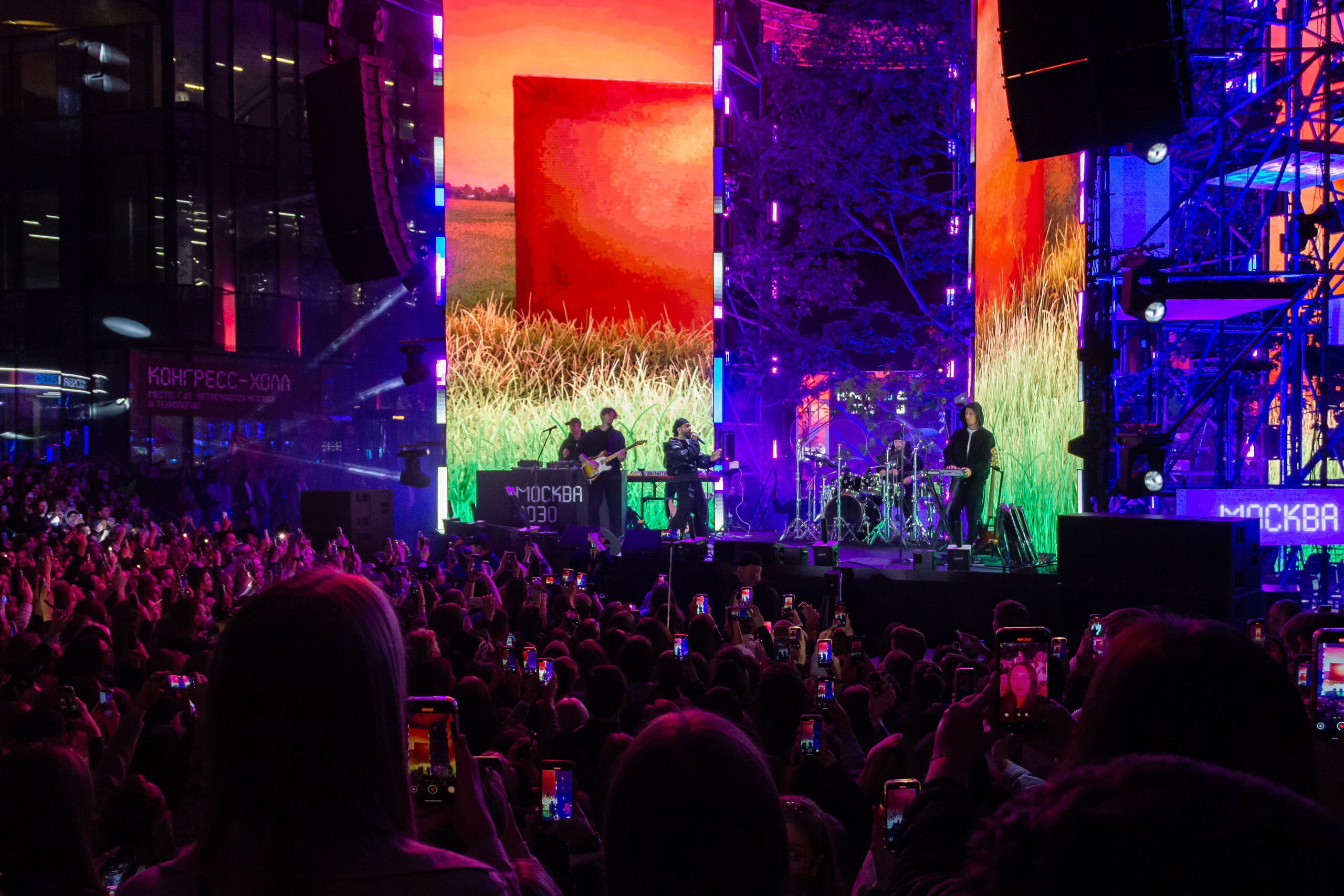 Мот. Полина Шубодерова | Фотограф