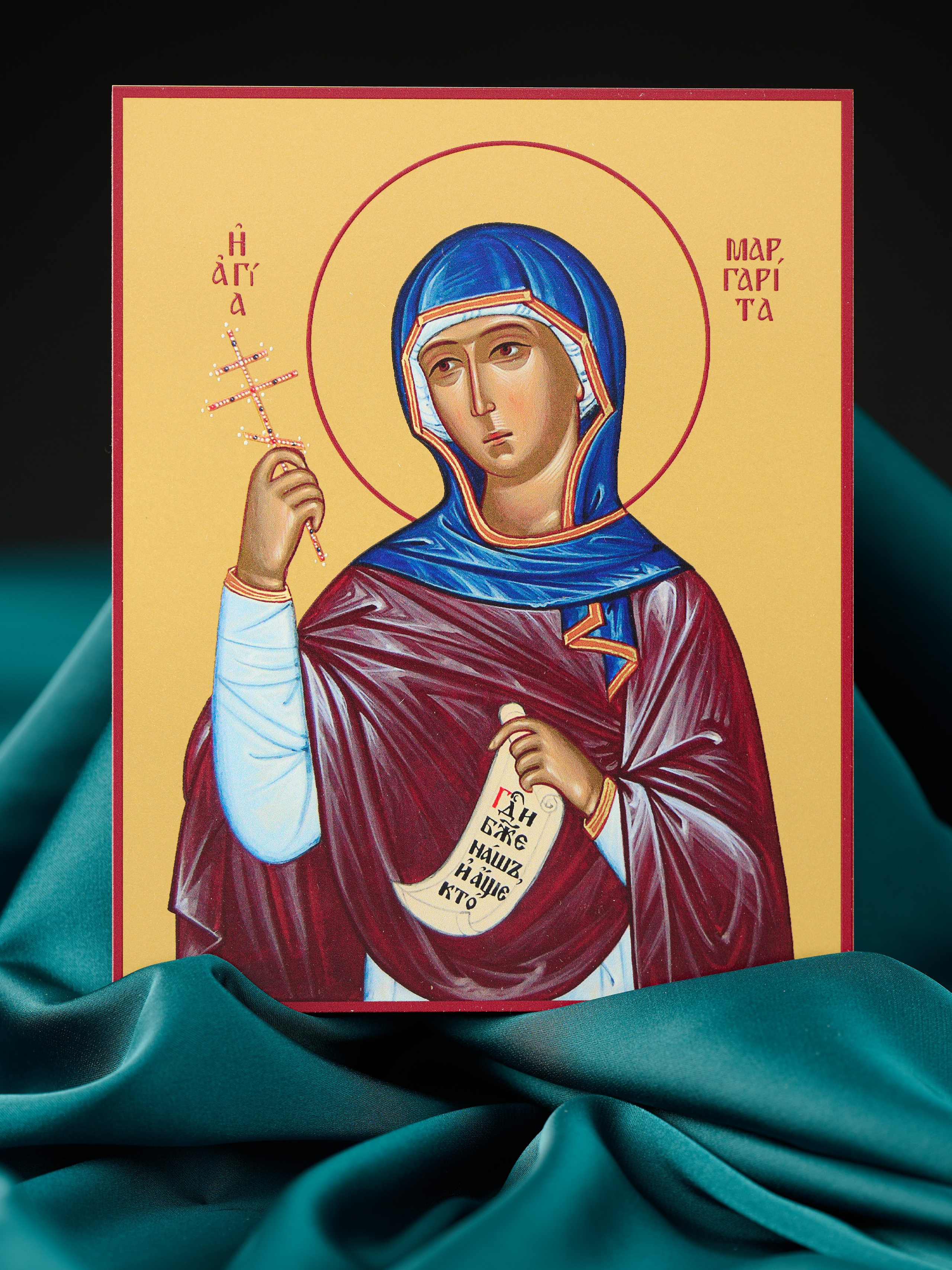 Иконы на досках