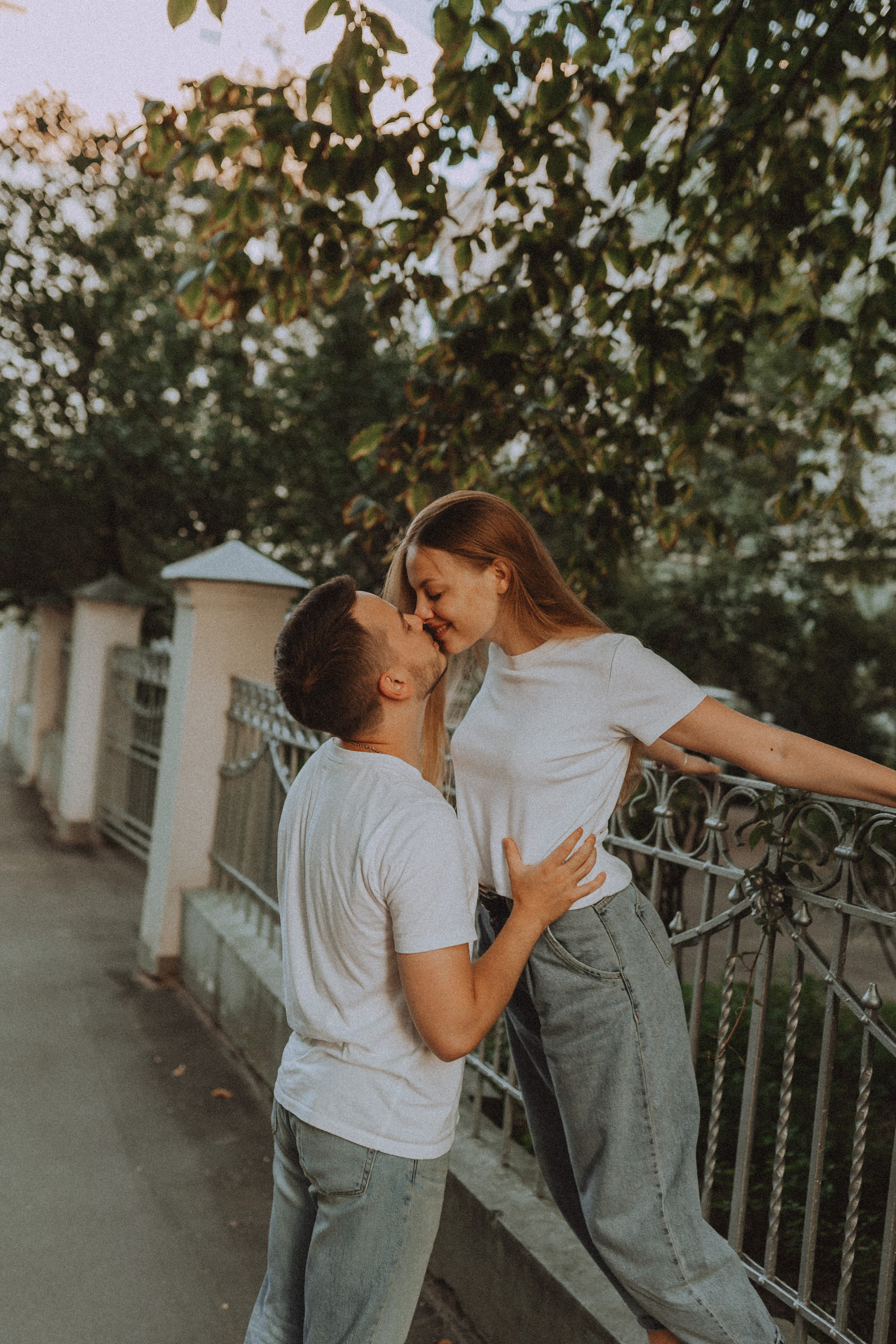 Двое в центре города. Семейный и свадебный фотограф в Москве Оксана Гапеева