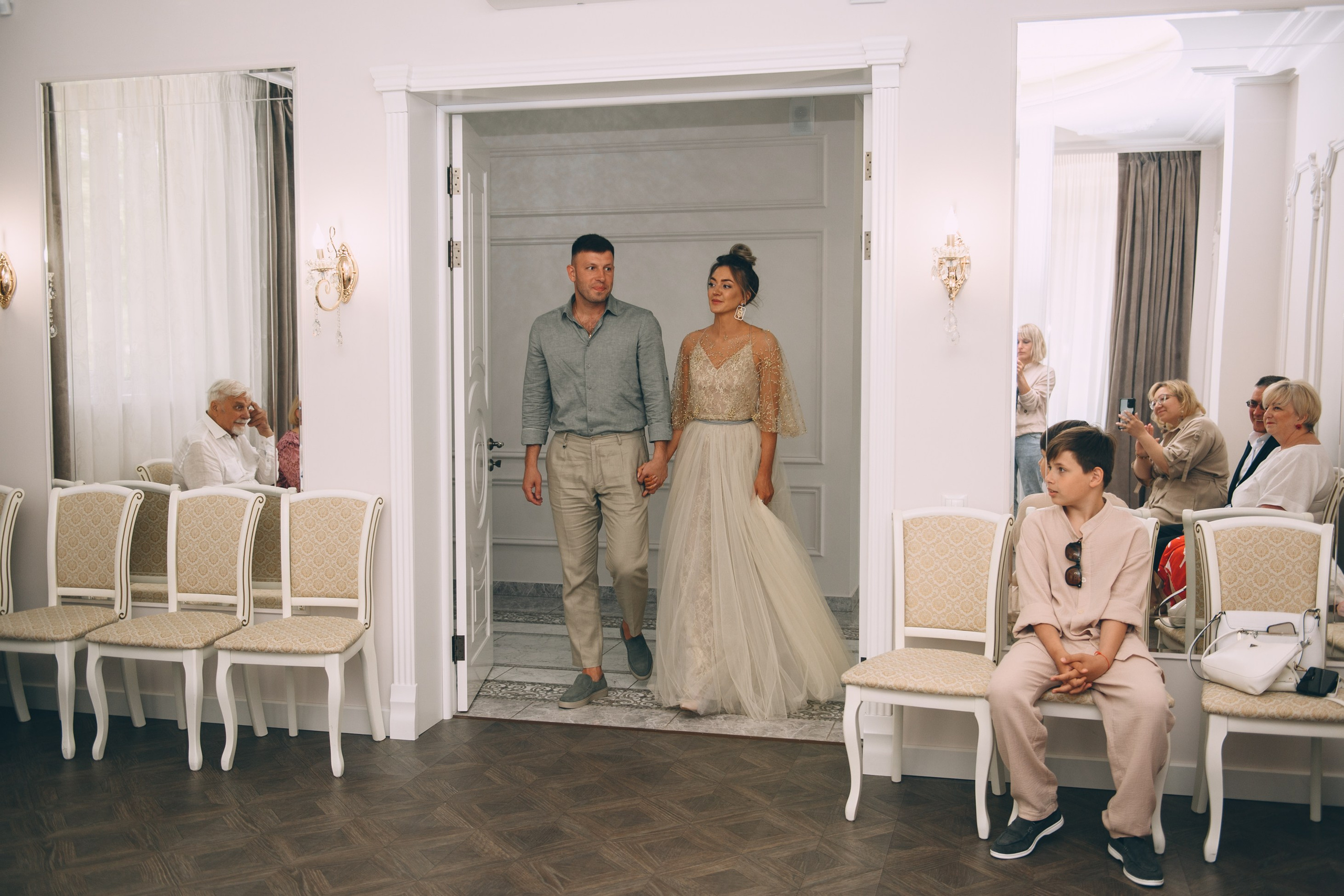 Стильные, красивые, влюбленные и Сочи. Свадебный и семейный фотограф София Невская