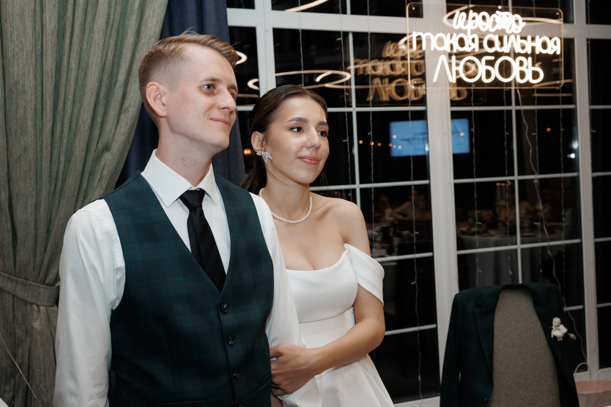 Регистрация в отеле Fish Point, ЗАГС Бутово, прогулка в Остафьево. Свадебный и репортажный фотограф (Москва, Королев и другие)