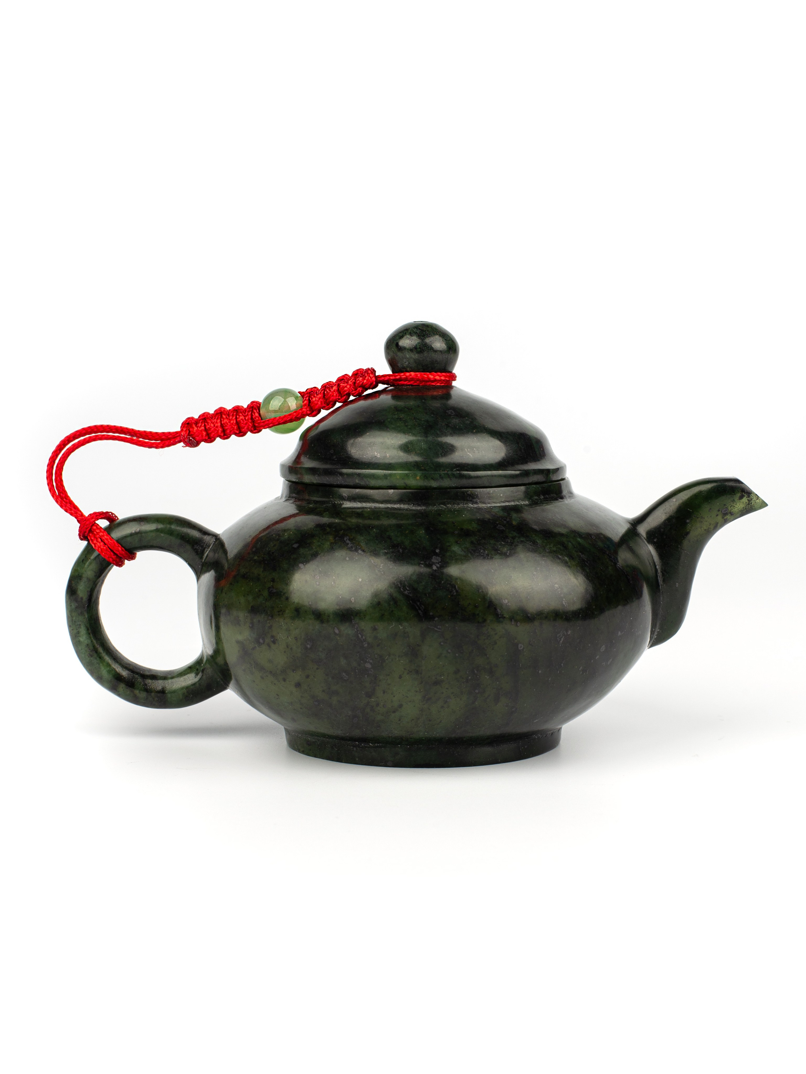 Предметное фото в Москве. Тишина камня: нефритовый ритуал. MaraClub Foto предметное фото для сайта и маркетплейсов в Москве и области