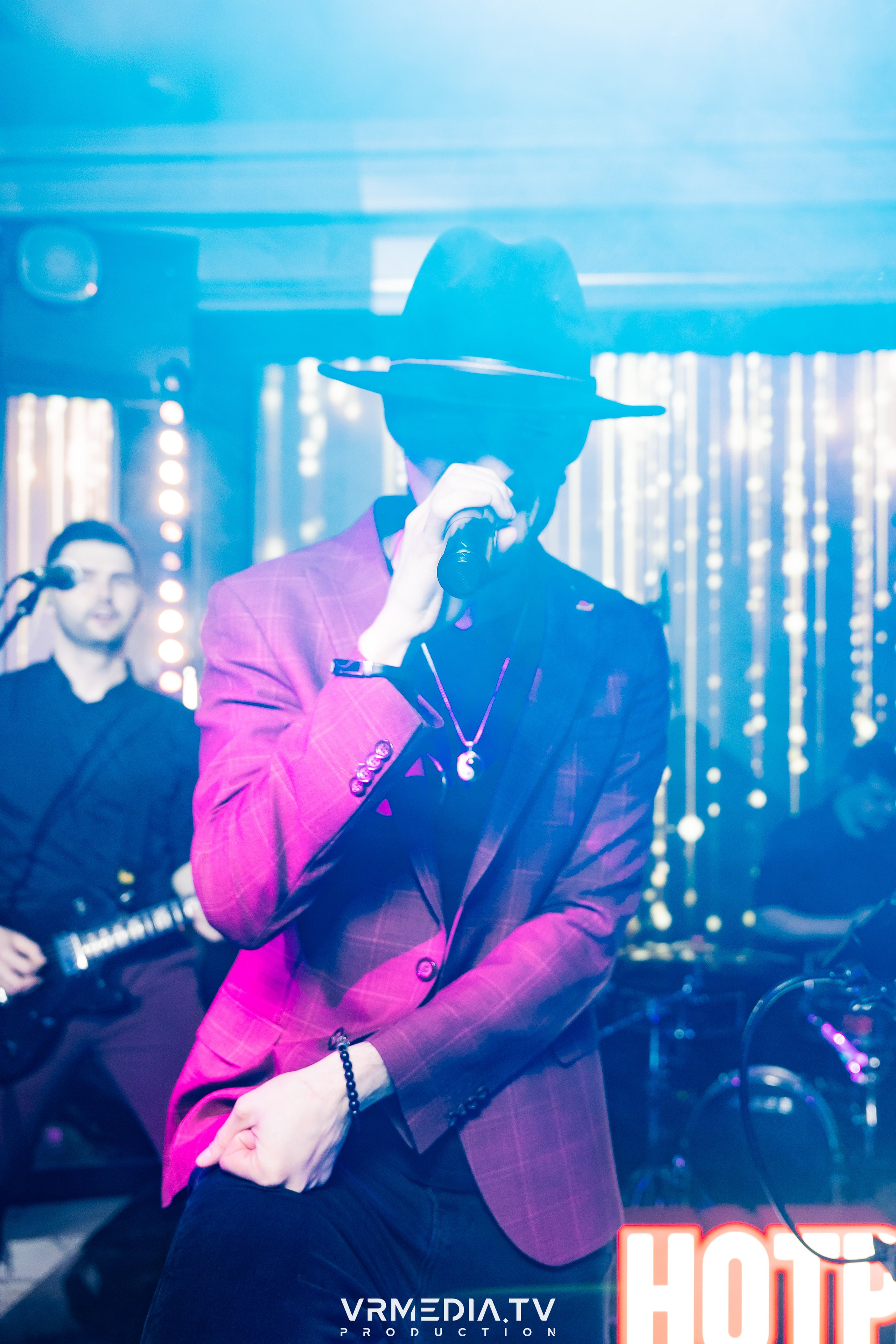 Международный женский день в ресторане «Лазурный берег»