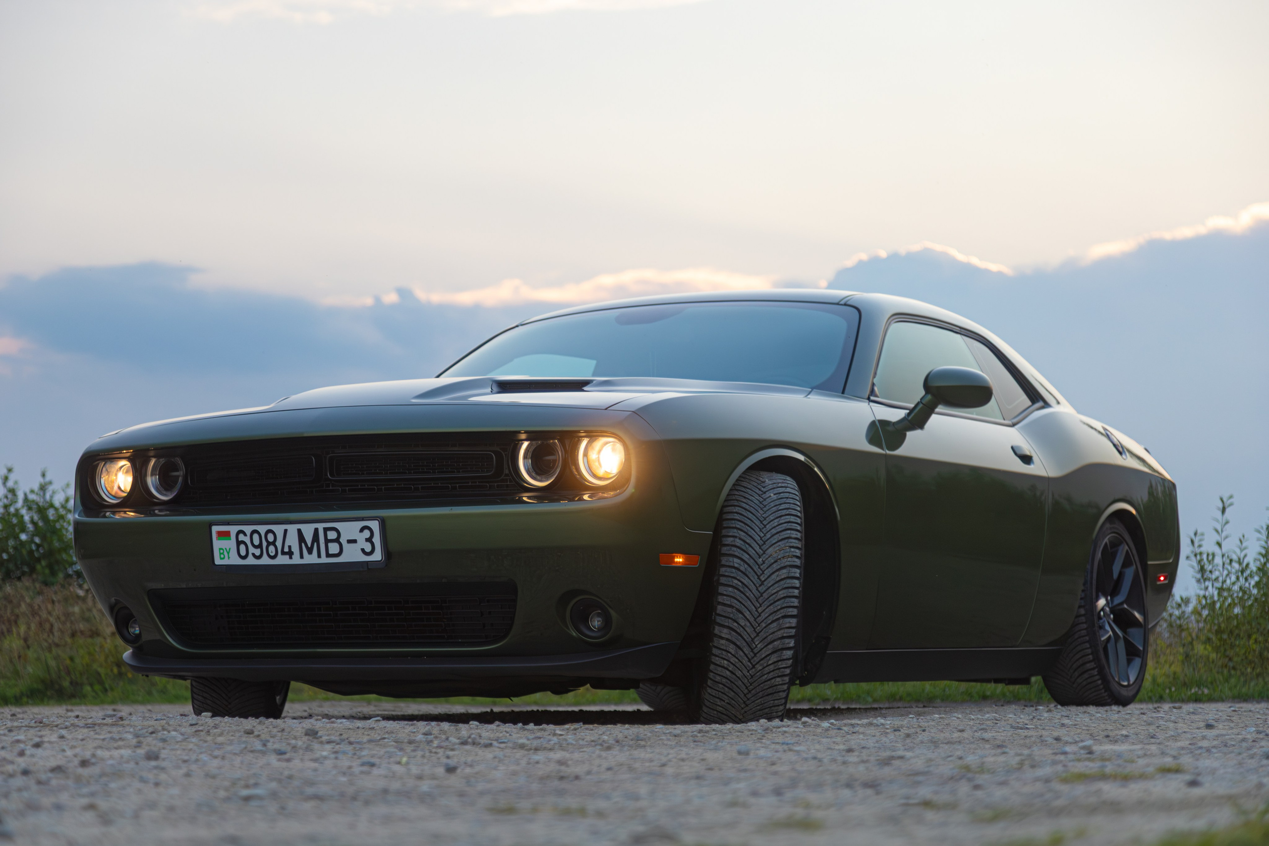 Partner Rent — Dodge Challenger. — Digital Noise —