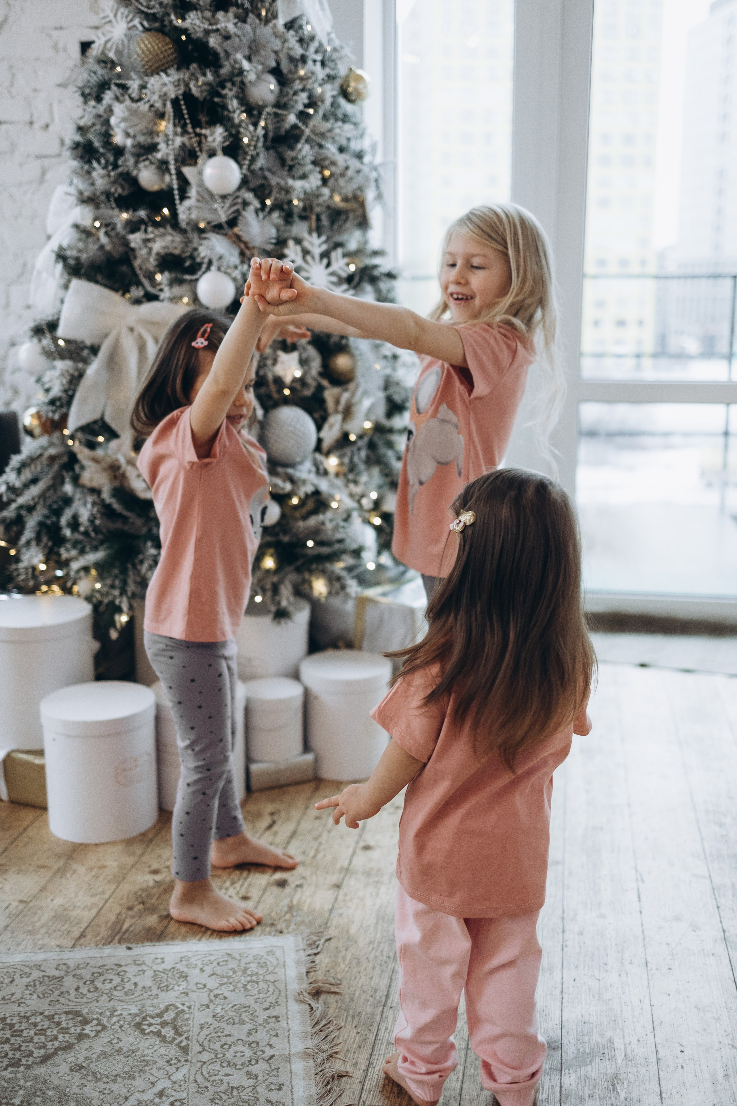 Эля, Вася, Алиса, Ева, Мира. Семейный фотограф в Москве Виктория Ястребинская