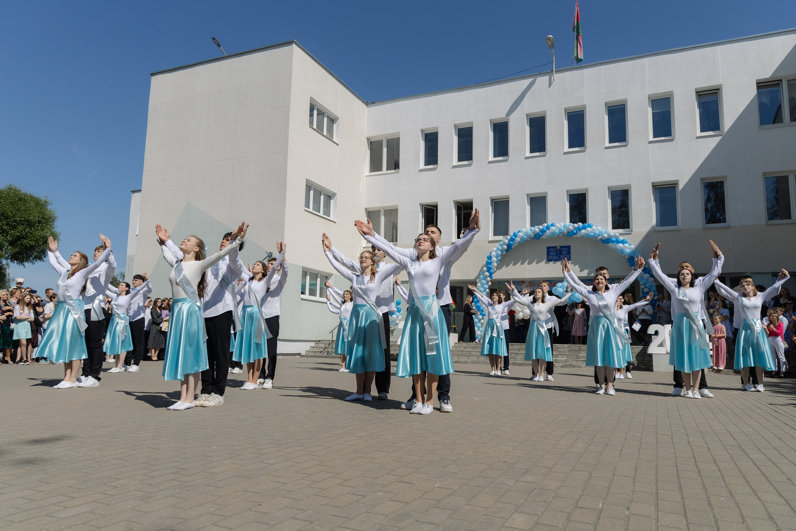 Последний звонок 2024. Свадебный фотограф в Минске/Беларуси Сергей Спиридонов