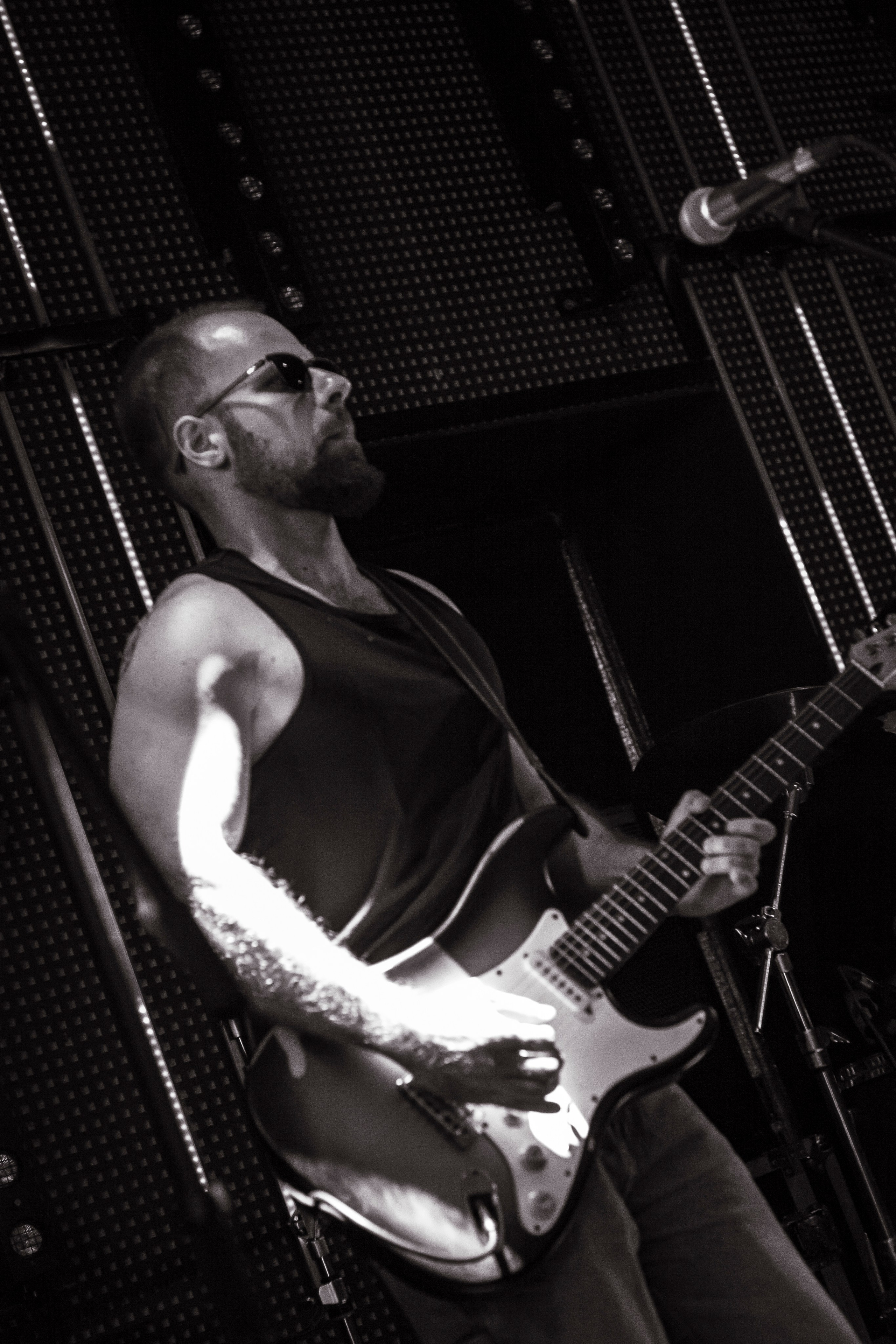 Рок-концерт. Reborn.19.09.25. Профессиональное фото в Казани: от идеи до результата. Фотограф Яна Мур