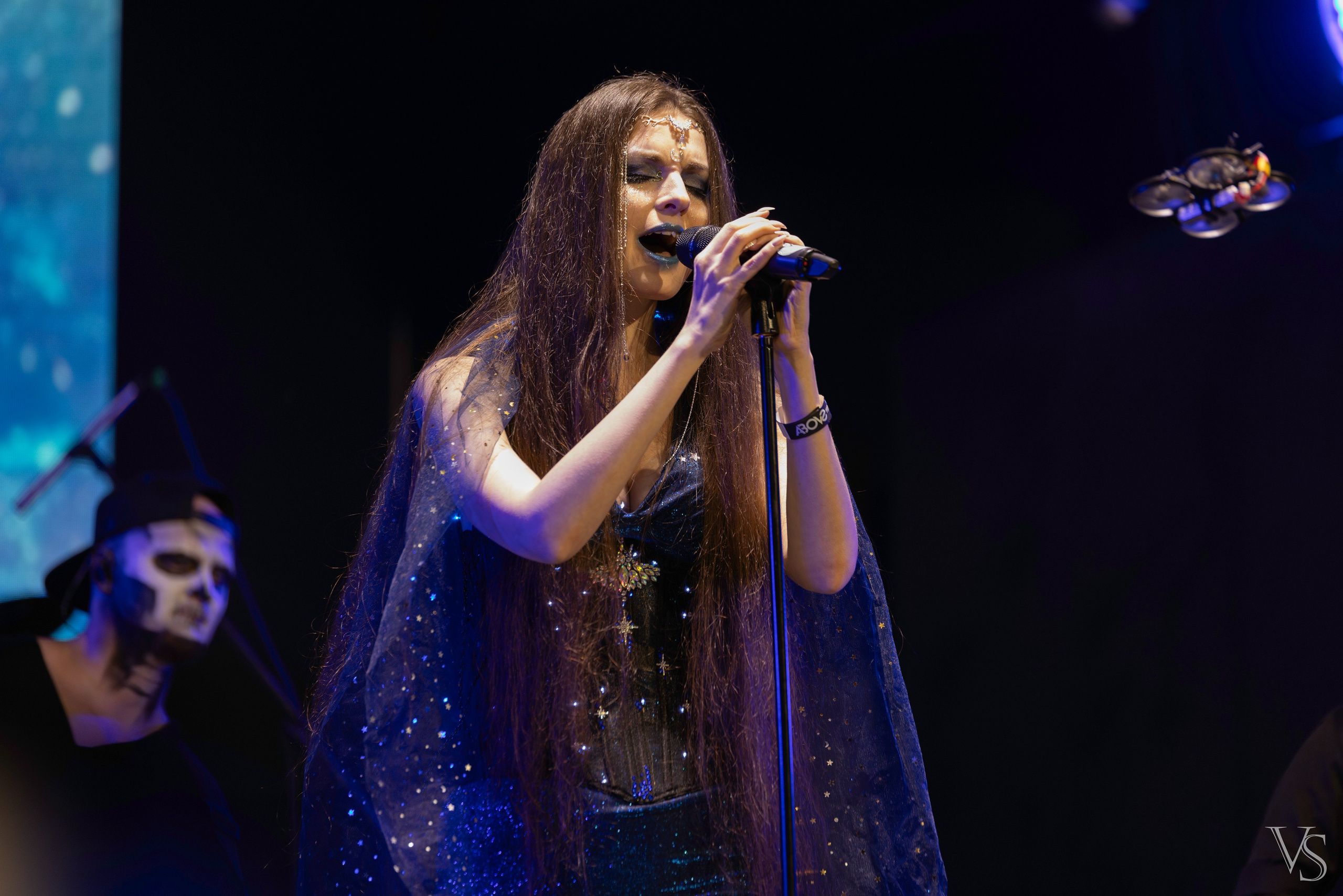 Above the stars. Проклятие Мамбо. Фотограф Виктор Степанов