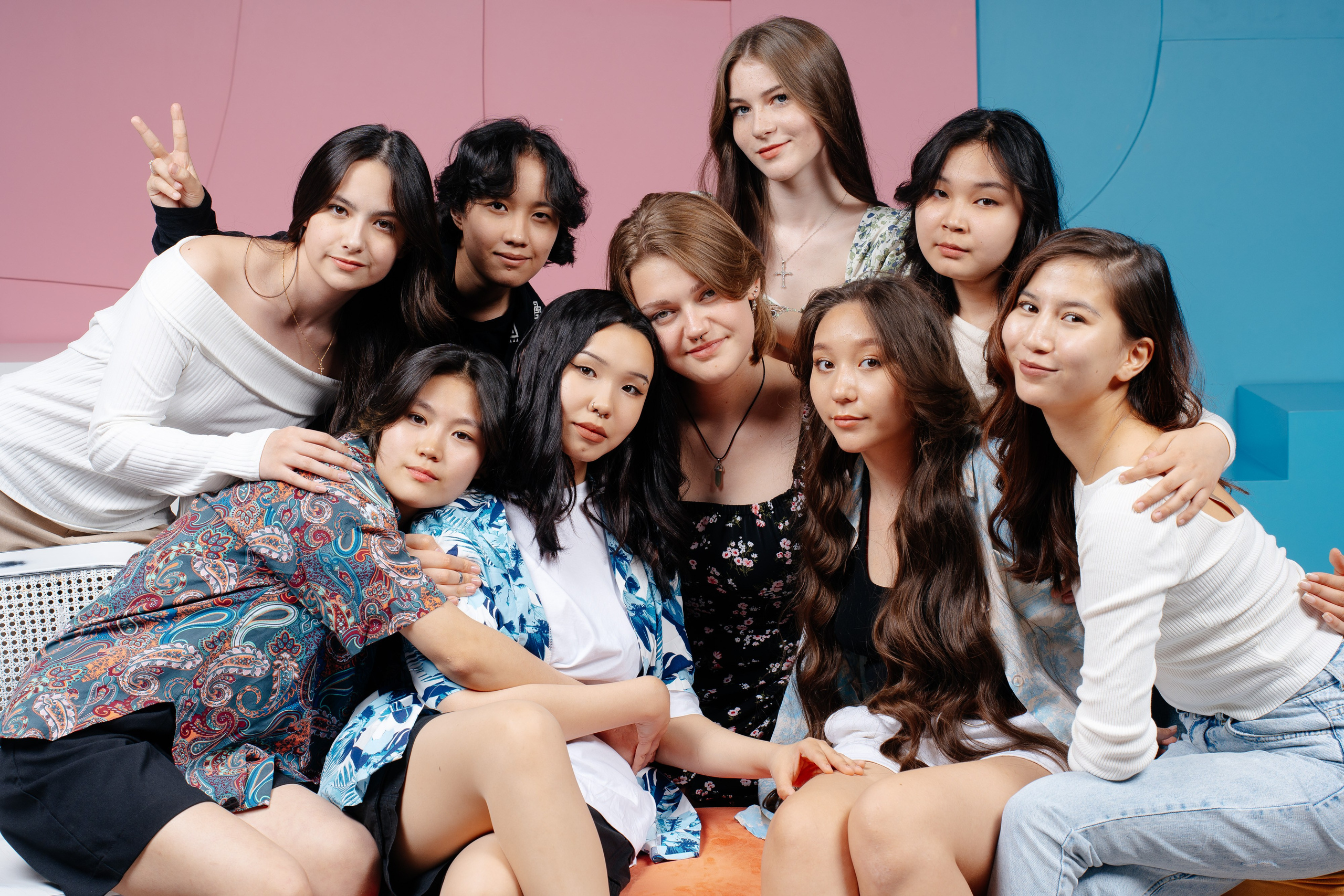 Общие кадры в студии. Выпускные альбомы в Нур-Султане (Астана) и по всему Казахстану