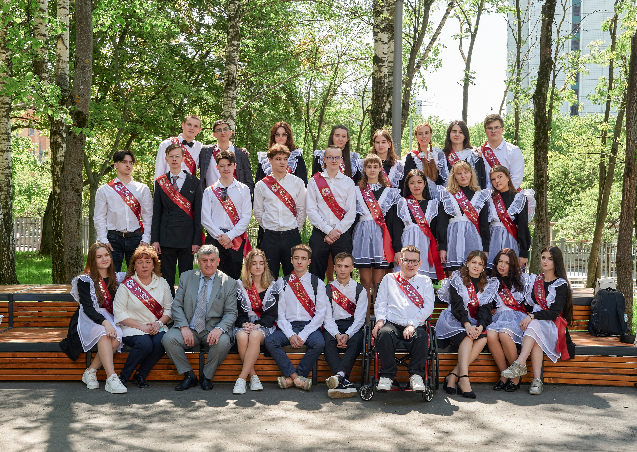 Последний звонок школа 1413. Детский и семейный фотограф г. Москва Оксана Катаджи