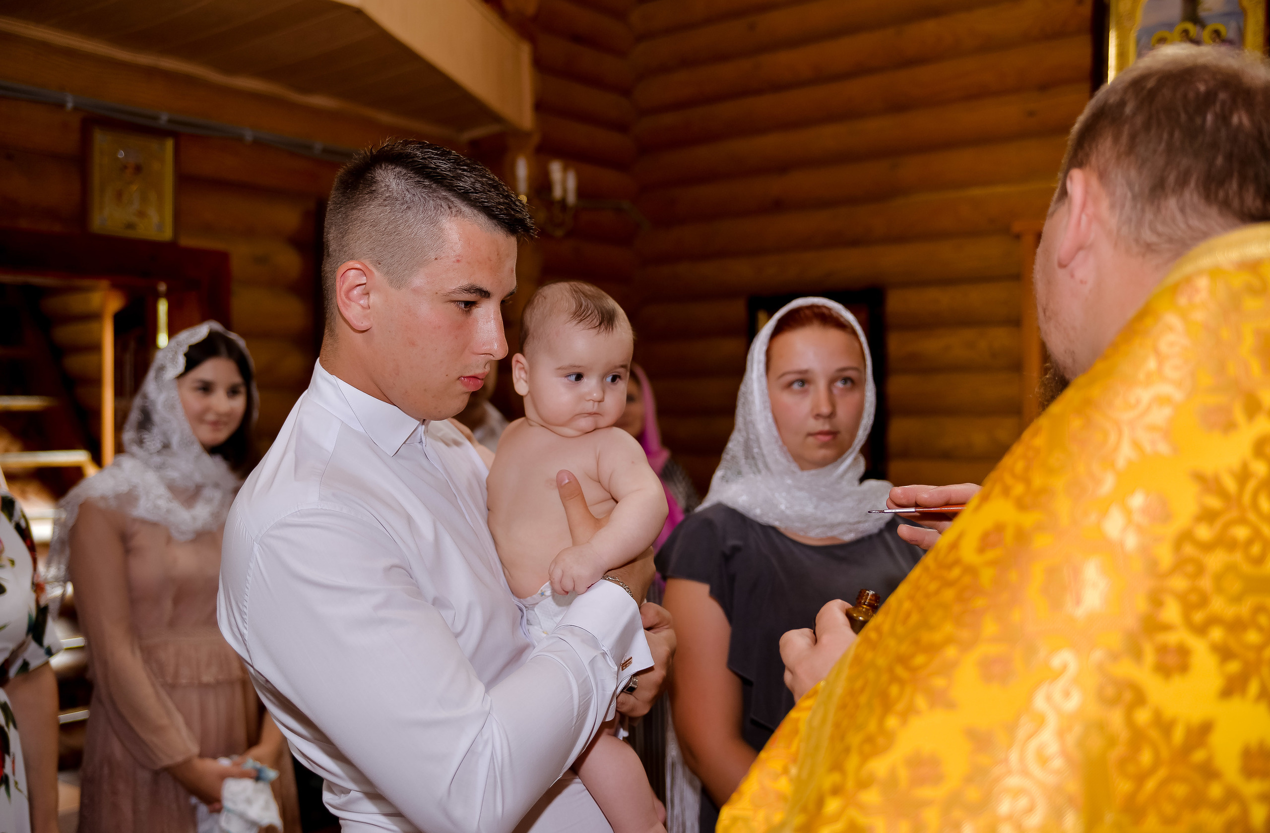 Крещение (фотосъемка крещения) Минск Слуцк. Свадебный и семейный фотограф Ольга Астрейко