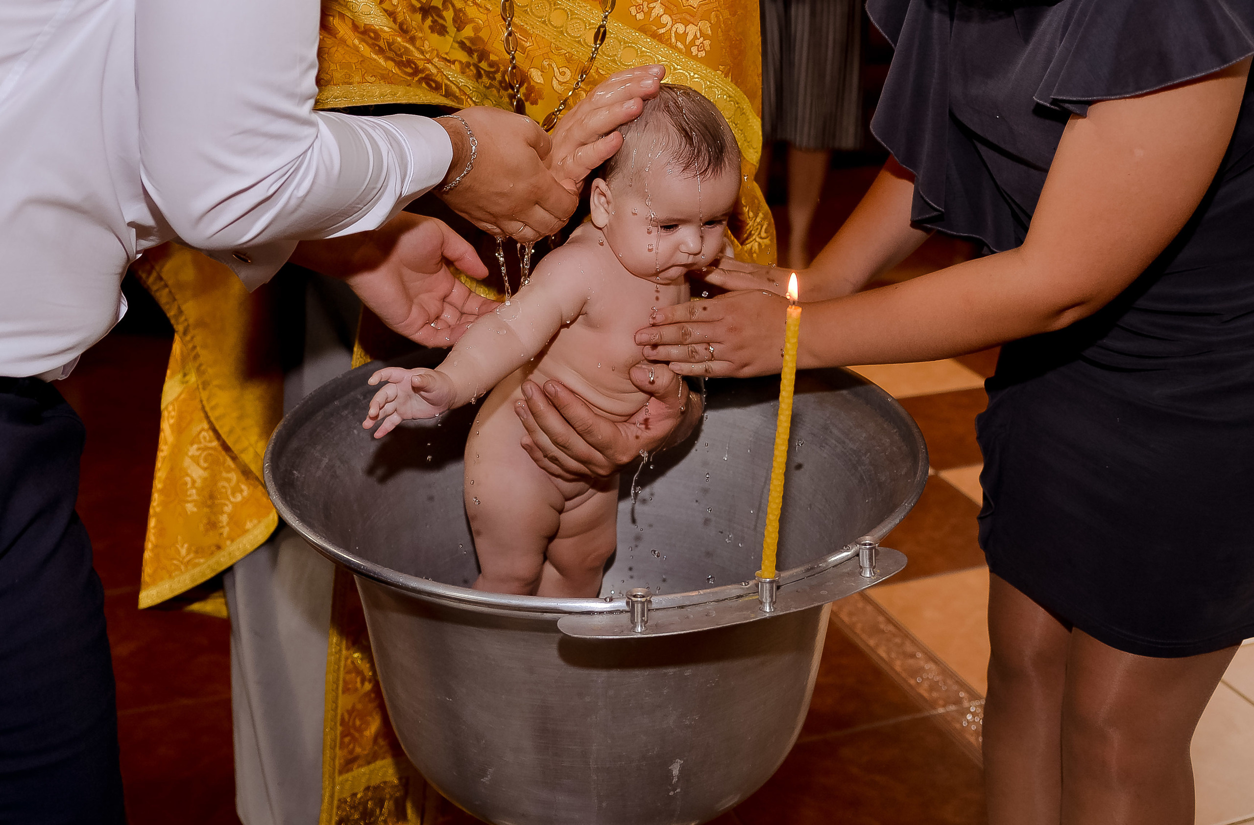 Крещение (фотосъемка крещения) Минск Слуцк. Свадебный и семейный фотограф Ольга Астрейко
