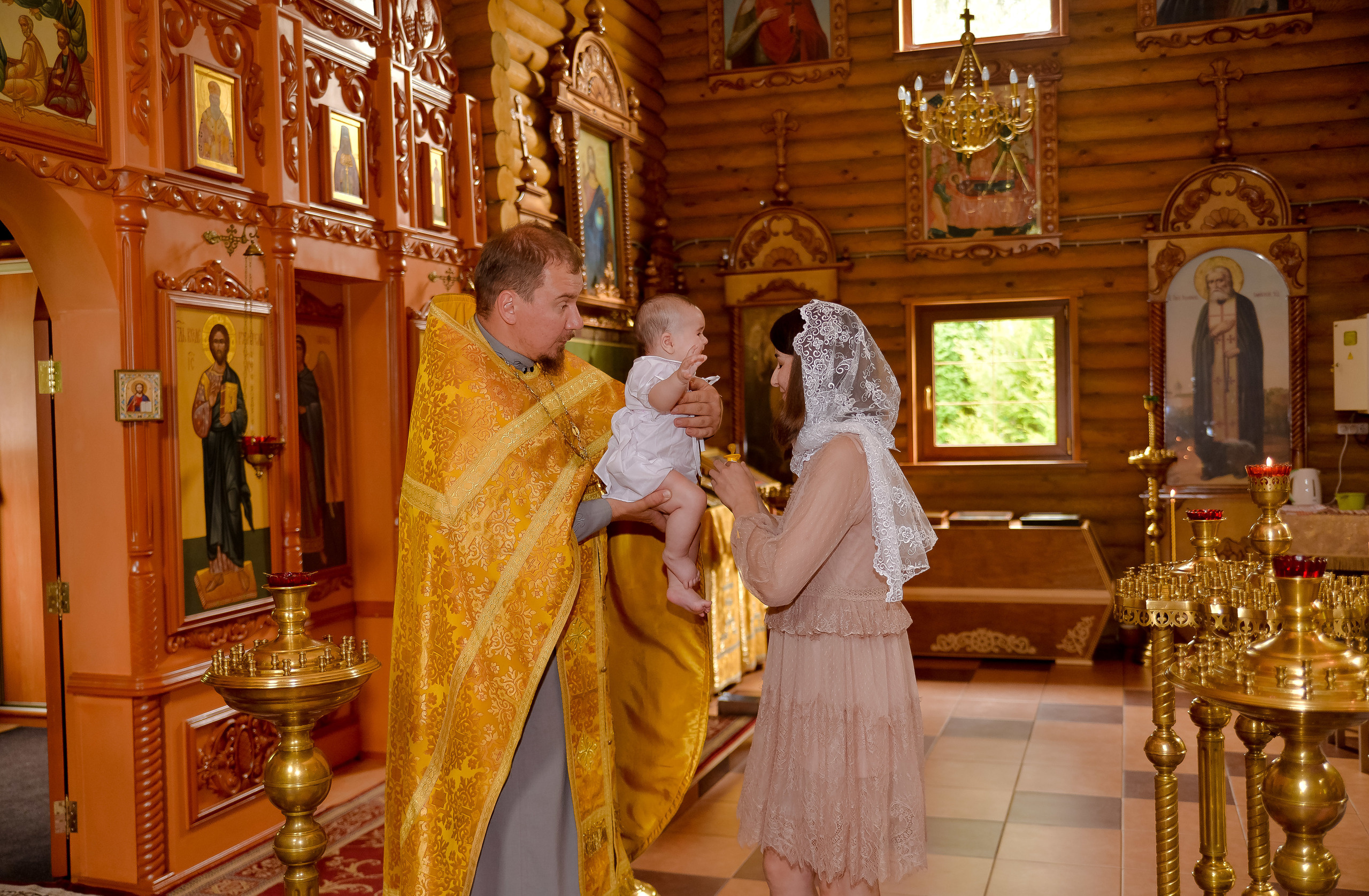 Крещение (фотосъемка крещения) Минск Слуцк. Свадебный и семейный фотограф Ольга Астрейко