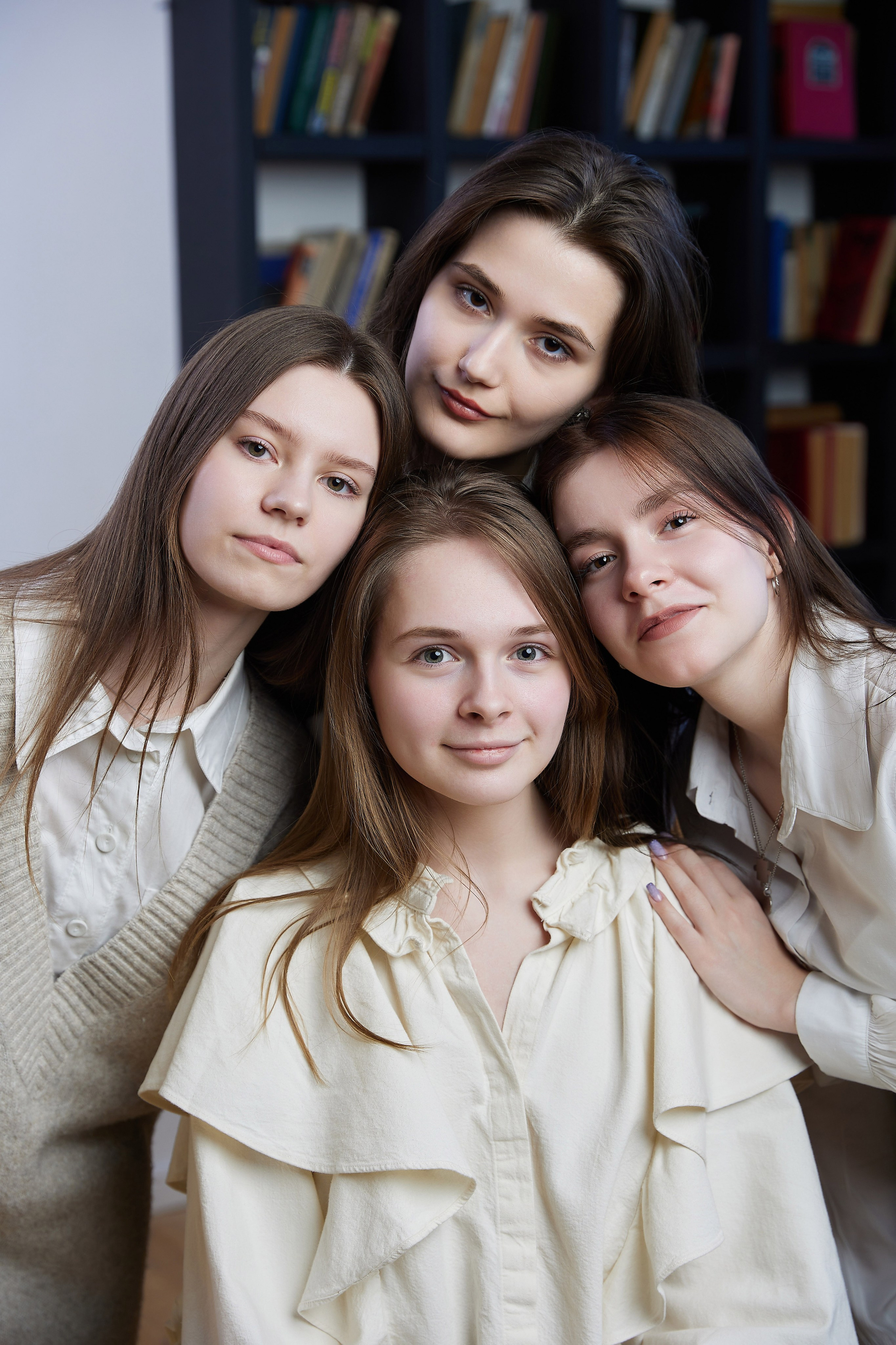 Выпускные альбомы в Томске. Выпускные альбомы в Томске. Фотограф Сергей Стёпин