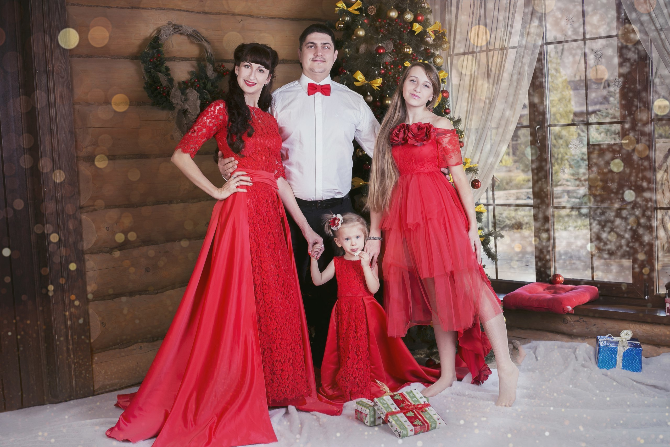 Новогодний фотопроект 2018,Новогодние фотосессии, Деревянная усадьба. Свадебный и семейный профессиональный фотограф в Ростове-на-Дону , Кри