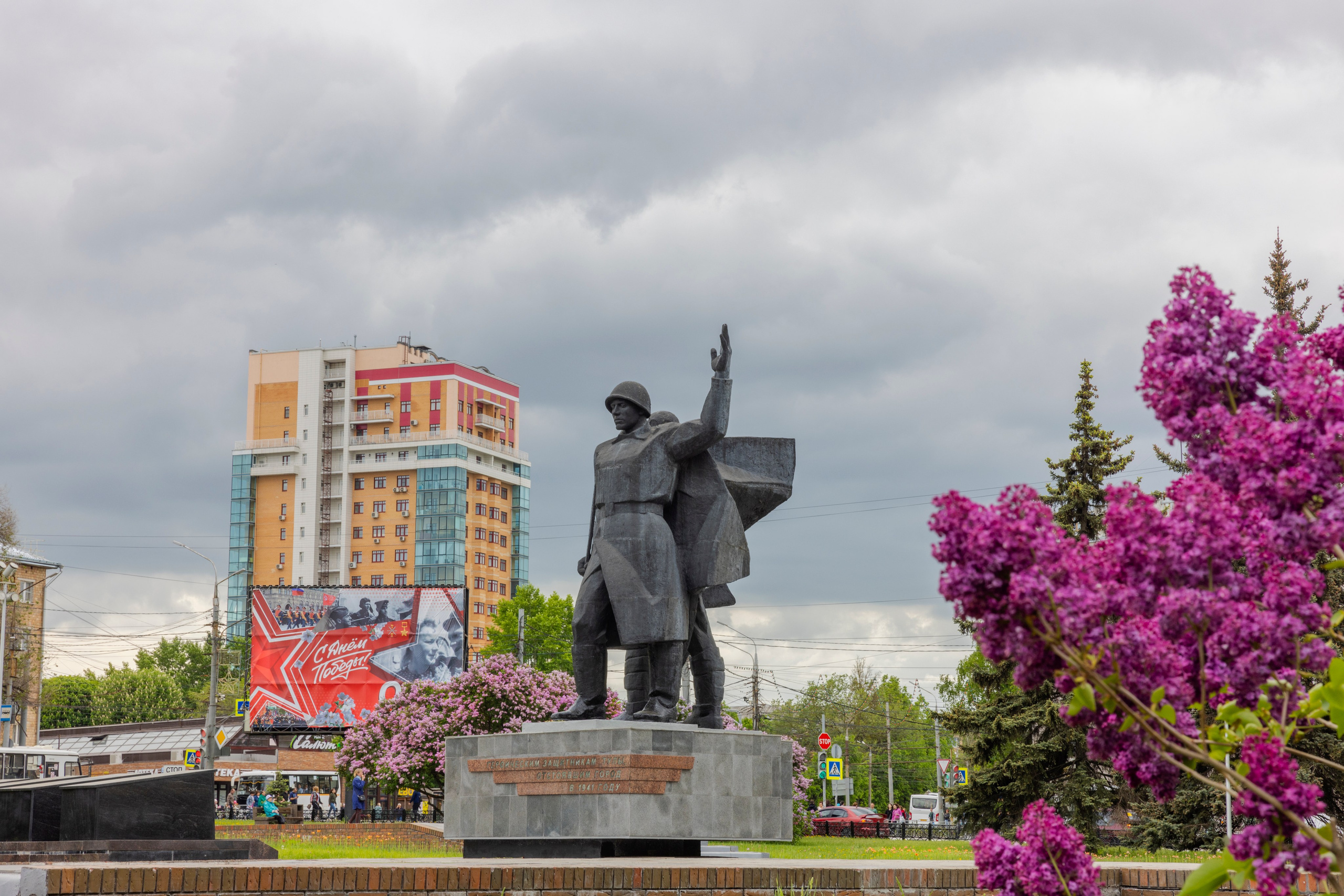 Мемориал «Три Штыка» на «Площади Победы» в г. Тула. Фотограф в Туле Крупский АнДРей. Фотостудия «КАДР71» в Туле