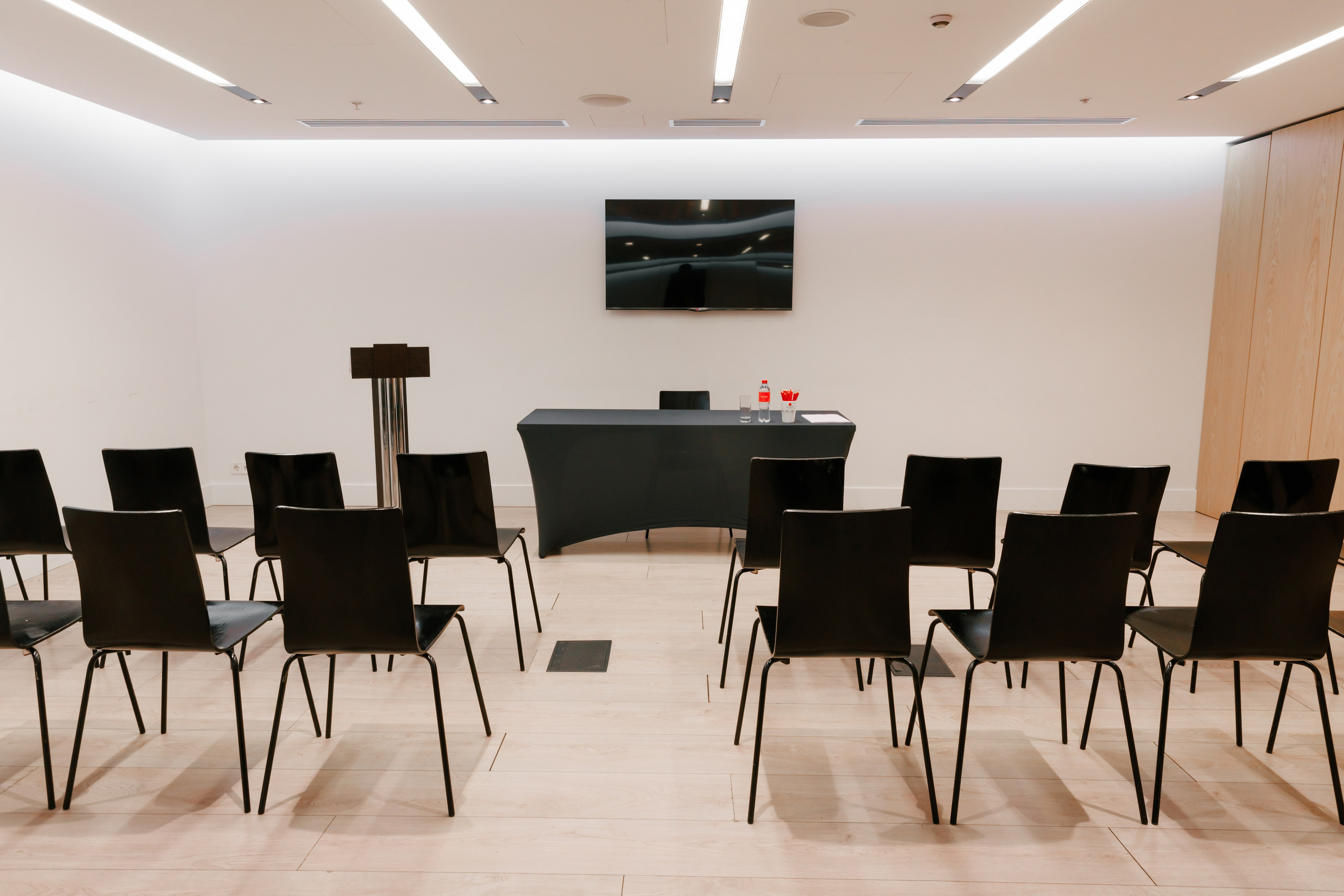 Конференц-залы AZIMUT сити-отель. Репортажный фотограф в Санкт-Петербурге Жолудев Владислав