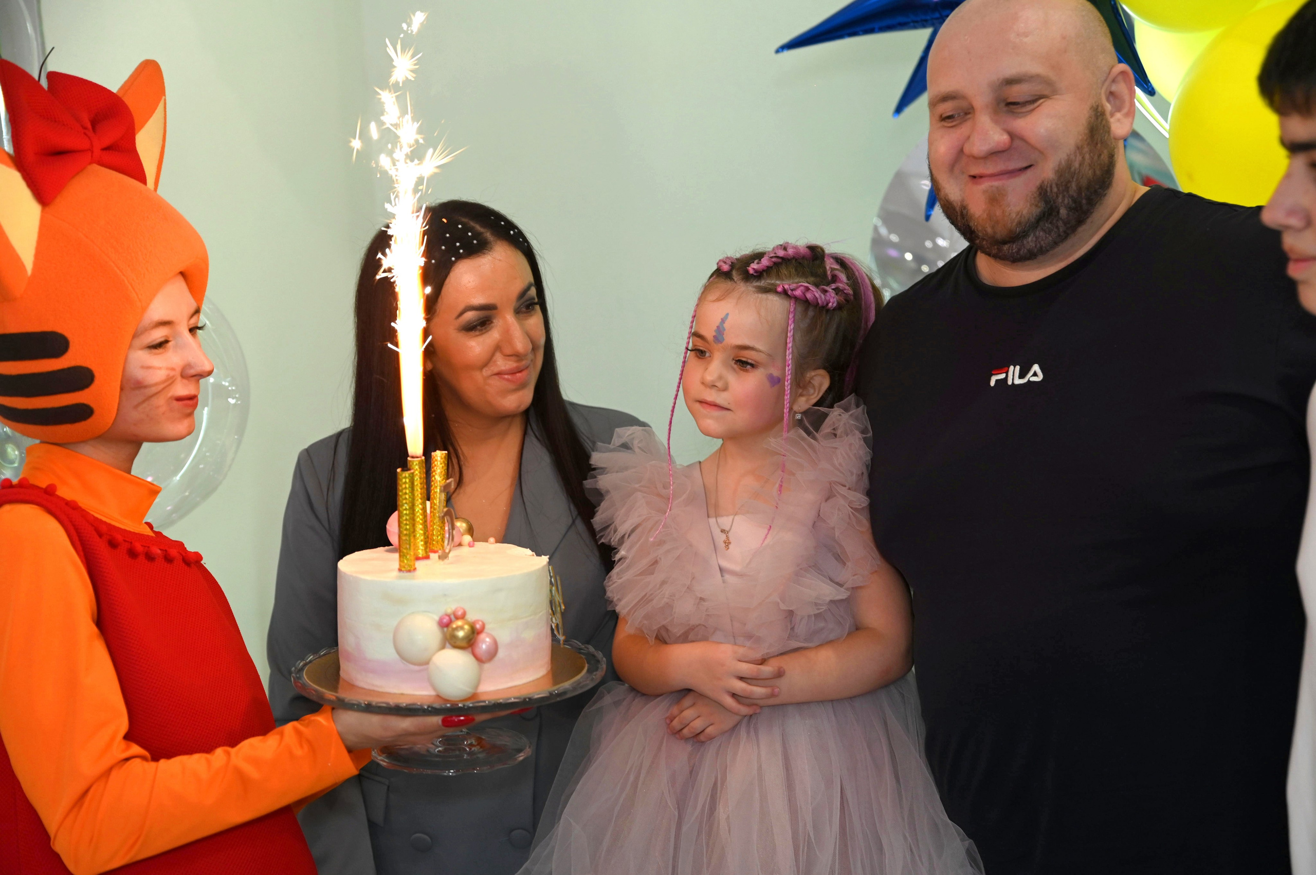 Игротека «Море Позитива». Я Ольга Казанцева, фотографирую снимаю ваши киноистории и печатаю фото и цифровые портреты на холсте